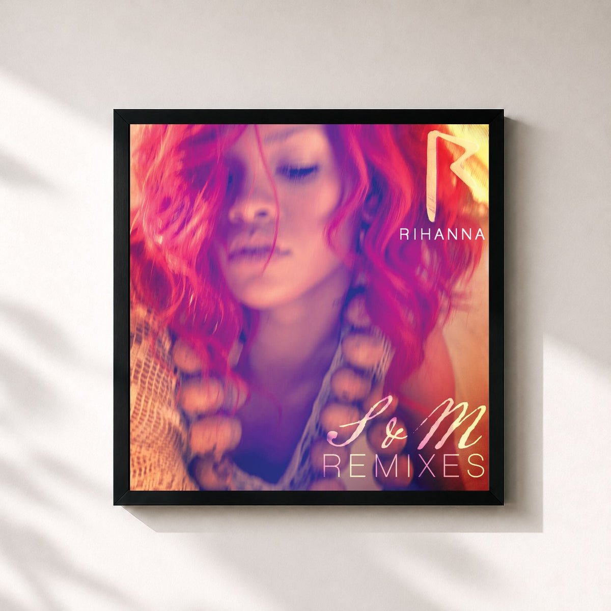 #noir Tableau carré de l'album S&M de Rihanna, cadre noir 32x32 cm