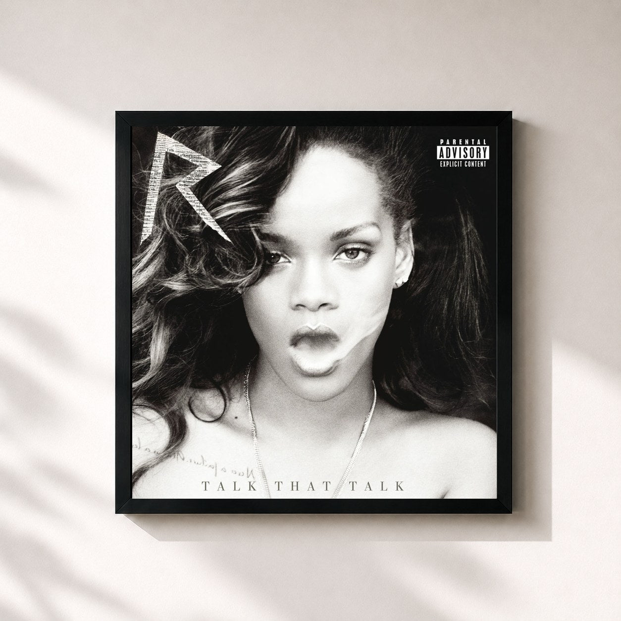 #noir Talk That Talk (Deluxe) di Rihanna in stampa quadrata incorniciata, cornice nera 32x32 cm