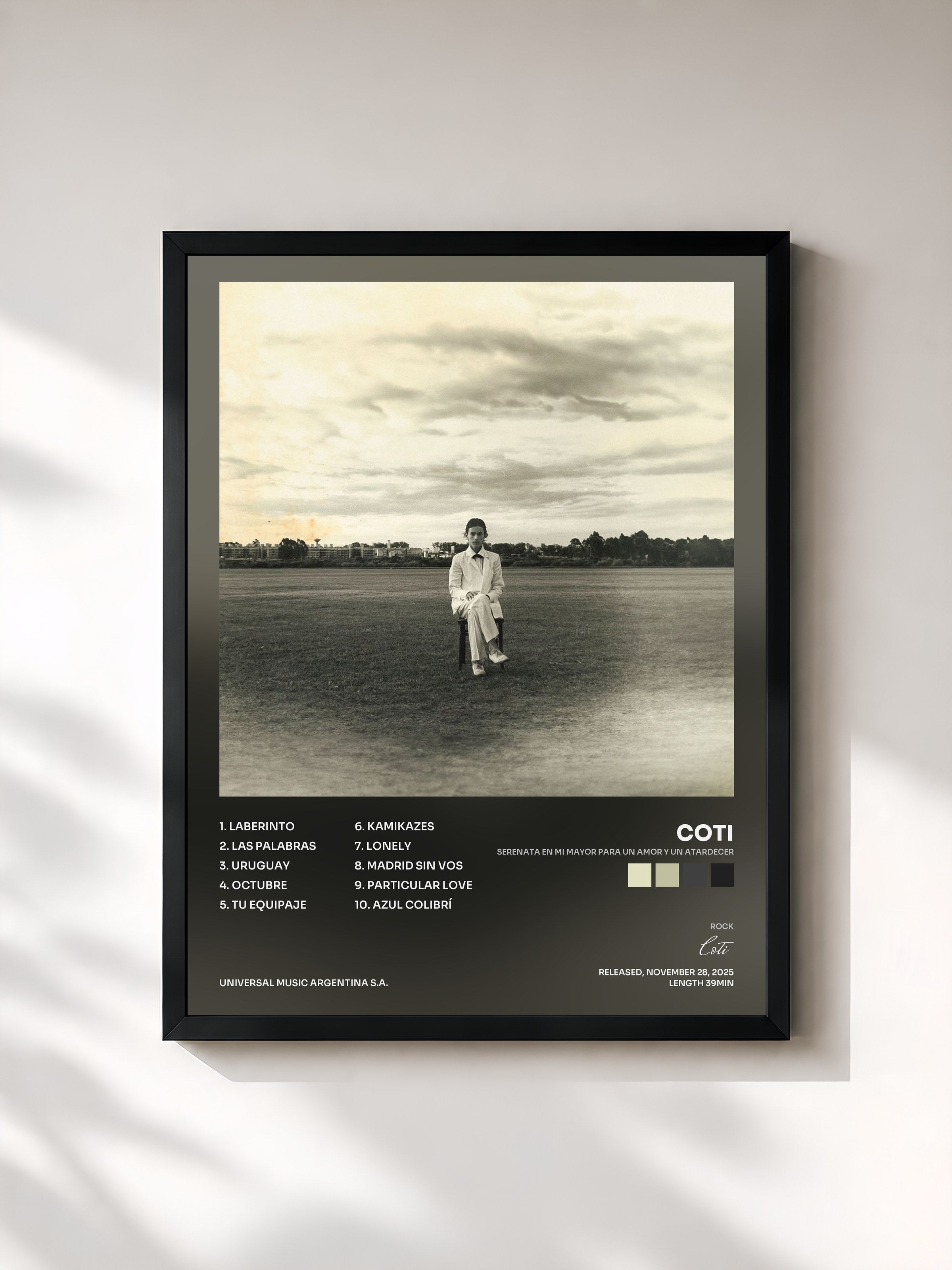 #noir Tableau de l'album Serenata en Mi Mayor para un amor y un atardecer de Coti, cadre noir, imprimé et encadré en France
