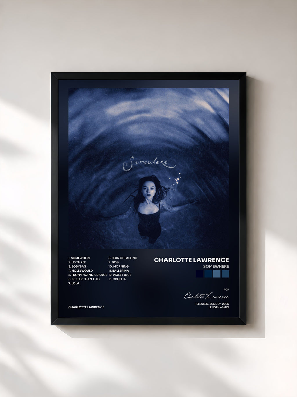 #noir Tableau de l'album Somewhere de Charlotte Lawrence, cadre noir, imprimé et encadré en France