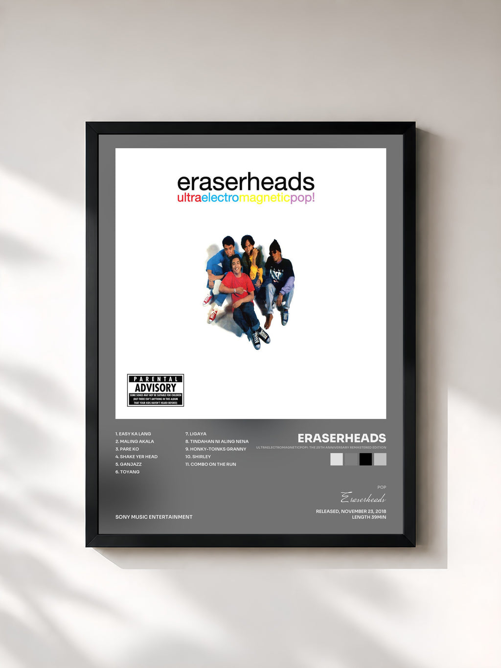 #noir Ultraelectromagneticpop!: The 25th Anniversary Remastered Edition di Eraserheads in stampa incorniciata, cornice nera, stampata e incorniciata in Francia