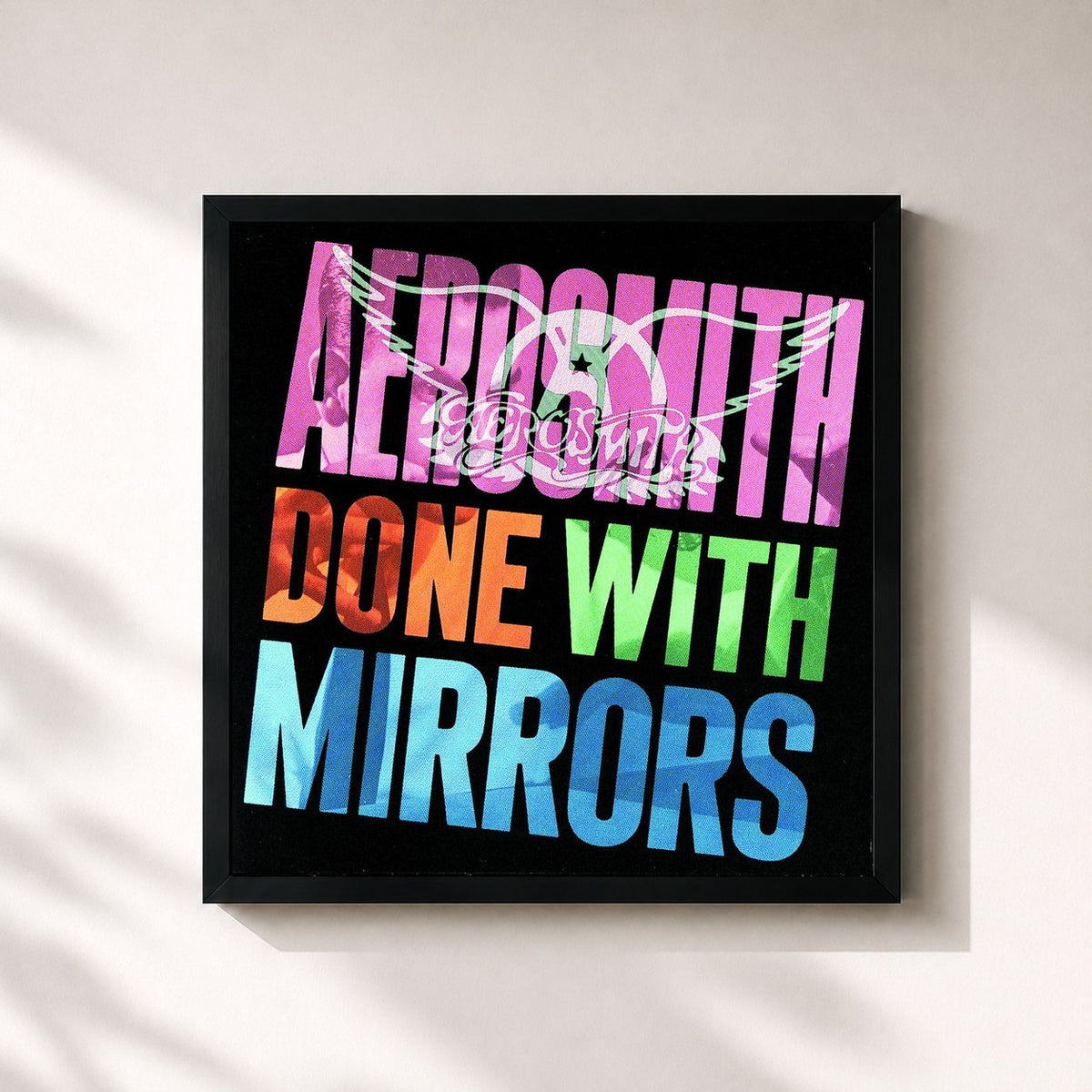 #noir Tableau carré de l'album Done With Mirrors de Aerosmith, cadre noir 32x32 cm