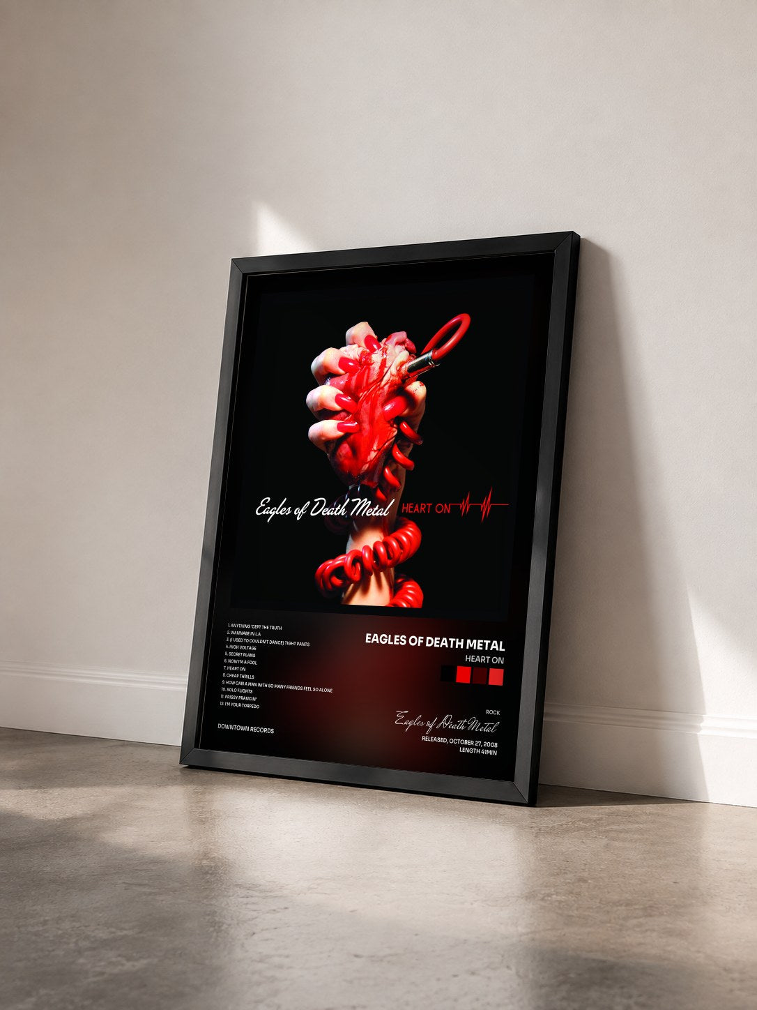 #noir Tableau de l'album Heart On de Eagles of Death Metal vu de trois quarts, cadre noir