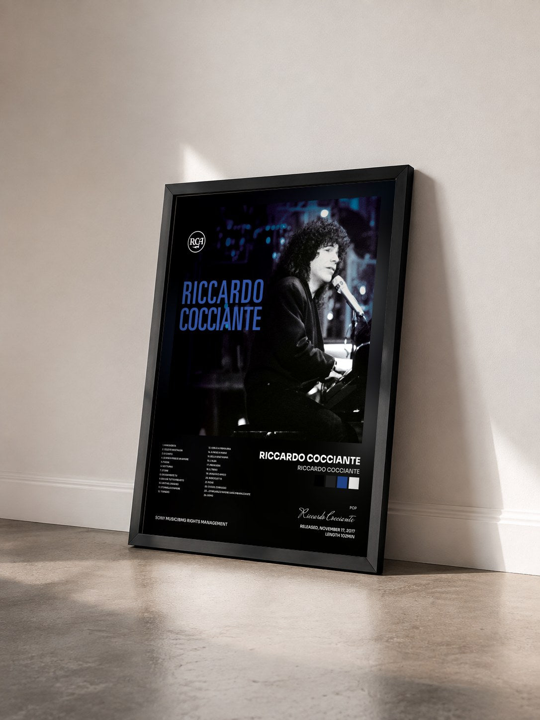 #noir Tableau de l'album Riccardo Cocciante de Riccardo Cocciante vu de trois quarts, cadre noir