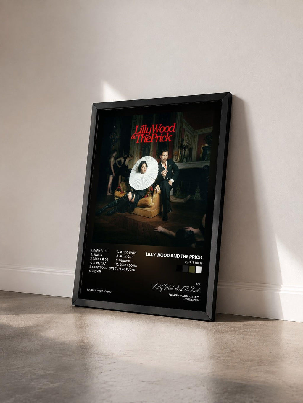 #noir Tableau de l'album Christina de Lilly Wood And The Prick vu de trois quarts, cadre noir