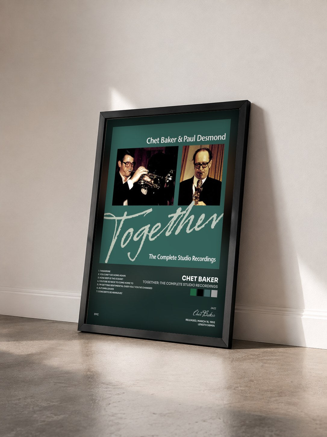 #noir Tableau de l'album Together: The Complete Studio Recordings de Chet Baker vu de trois quarts, cadre noir