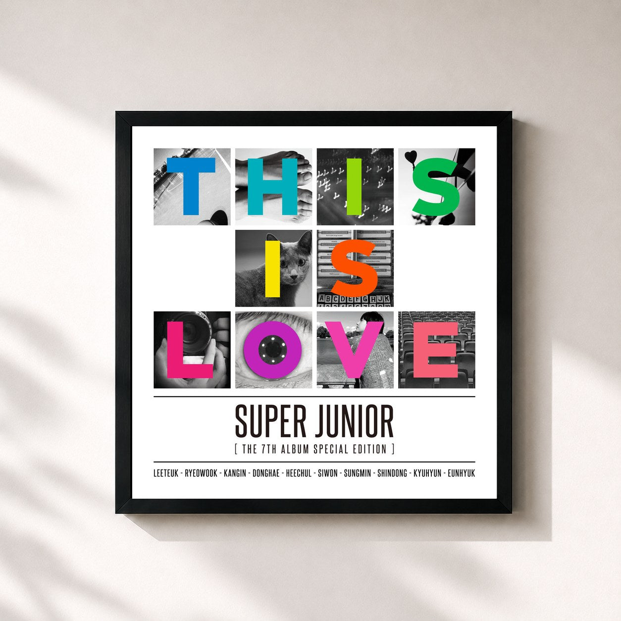 #noir Tableau carré de l'album The 7th Album Special Edition 'THIS IS LOVE' de SUPER JUNIOR, cadre noir 32x32 cm