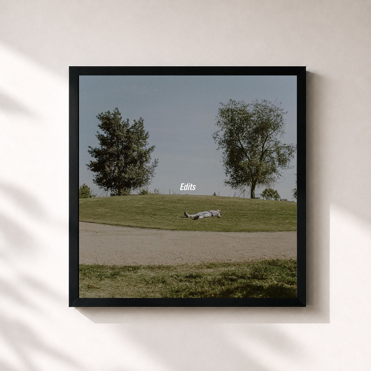 #noir Tableau carré de l'album Edits de Ricky Montgomery, cadre noir 32x32 cm