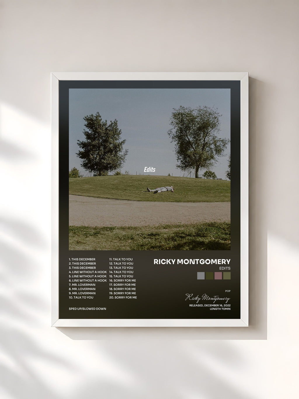 #blanc Edits von Ricky Montgomery als gerahmter Kunstdruck, weißer Rahmen, gedruckt und gerahmt in Frankreich