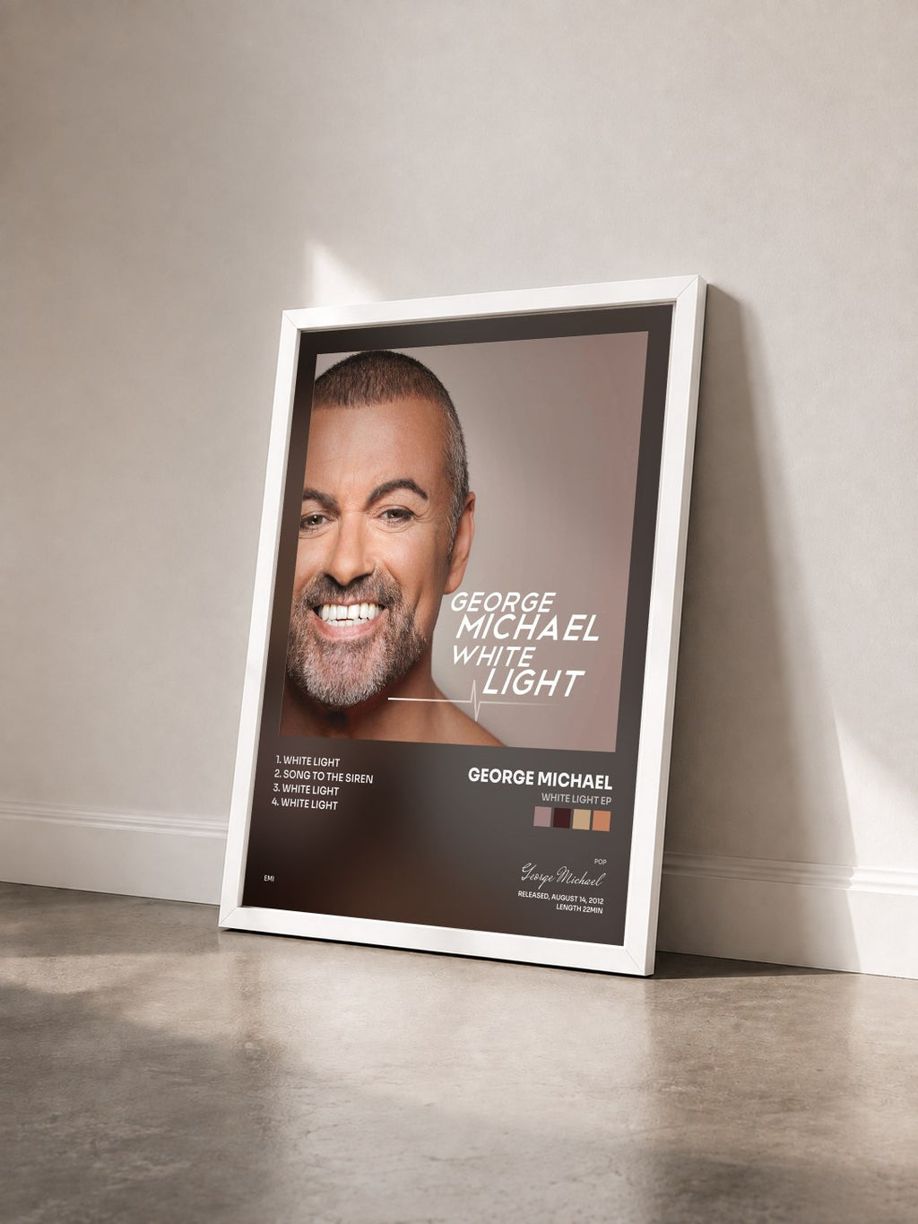 #blanc White Light EP von George Michael als gerahmter Kunstdruck von schräg gesehen, weißer Rahmen
