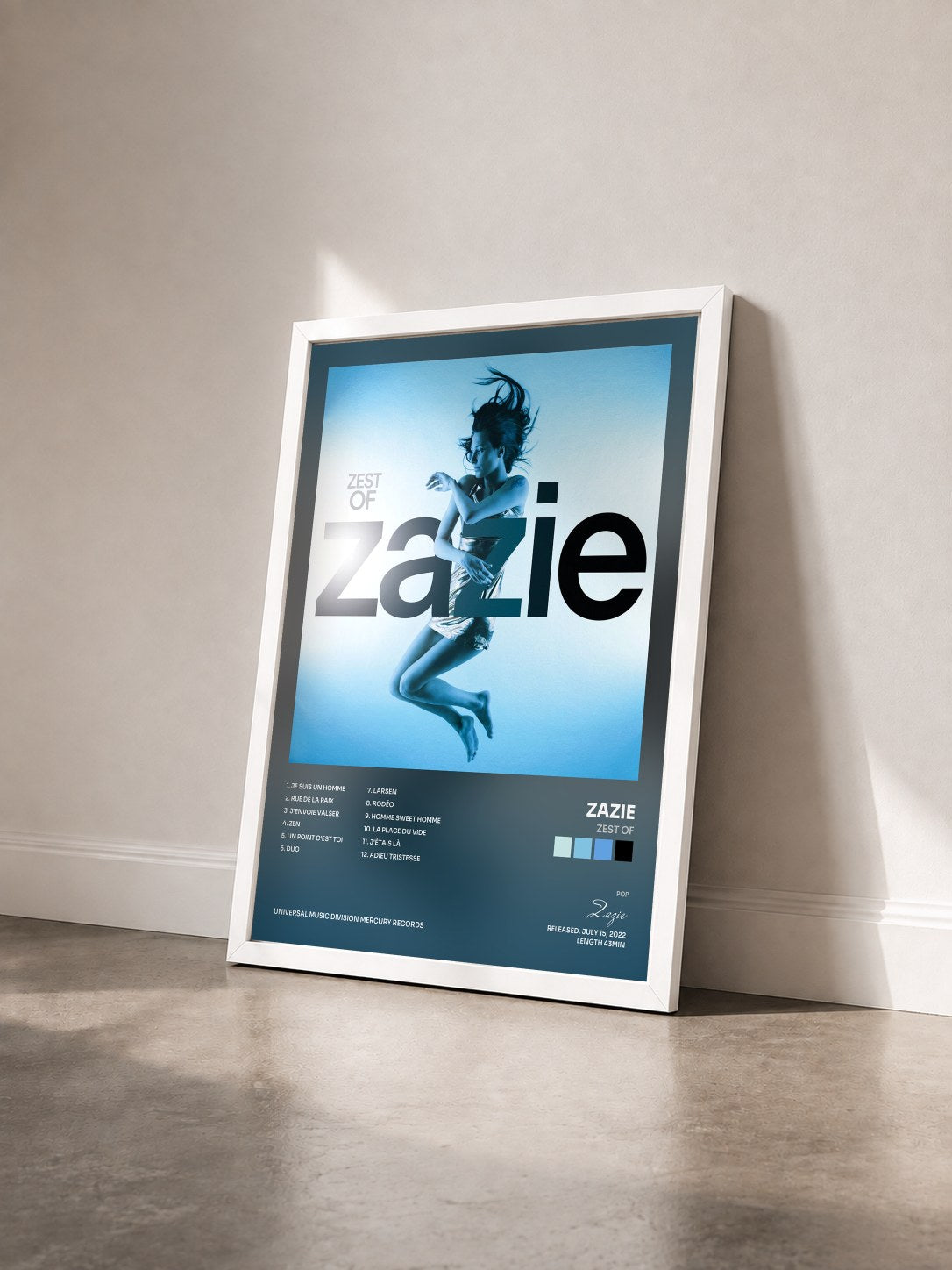 #blanc Zest Of de Zazie en lámina enmarcada vista de tres cuartos, marco blanco