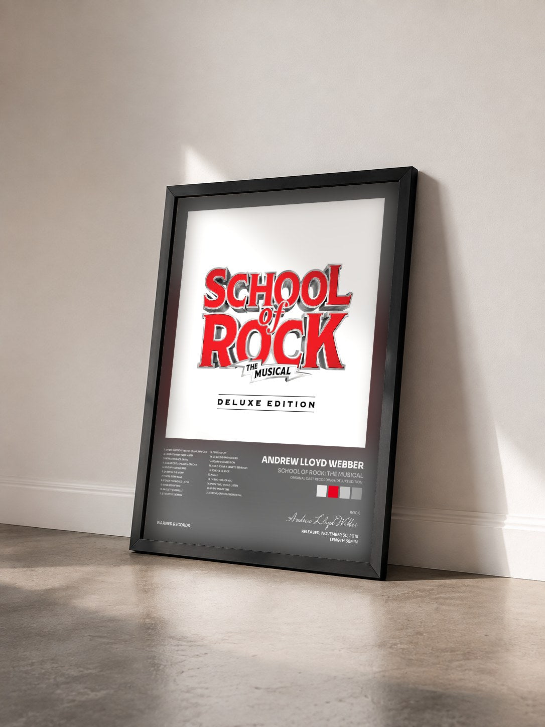 #noir Tableau de l'album School of Rock: The Musical (Original Cast Recording) (Deluxe Edition) de Andrew Lloyd Webber vu de trois quarts, cadre noir