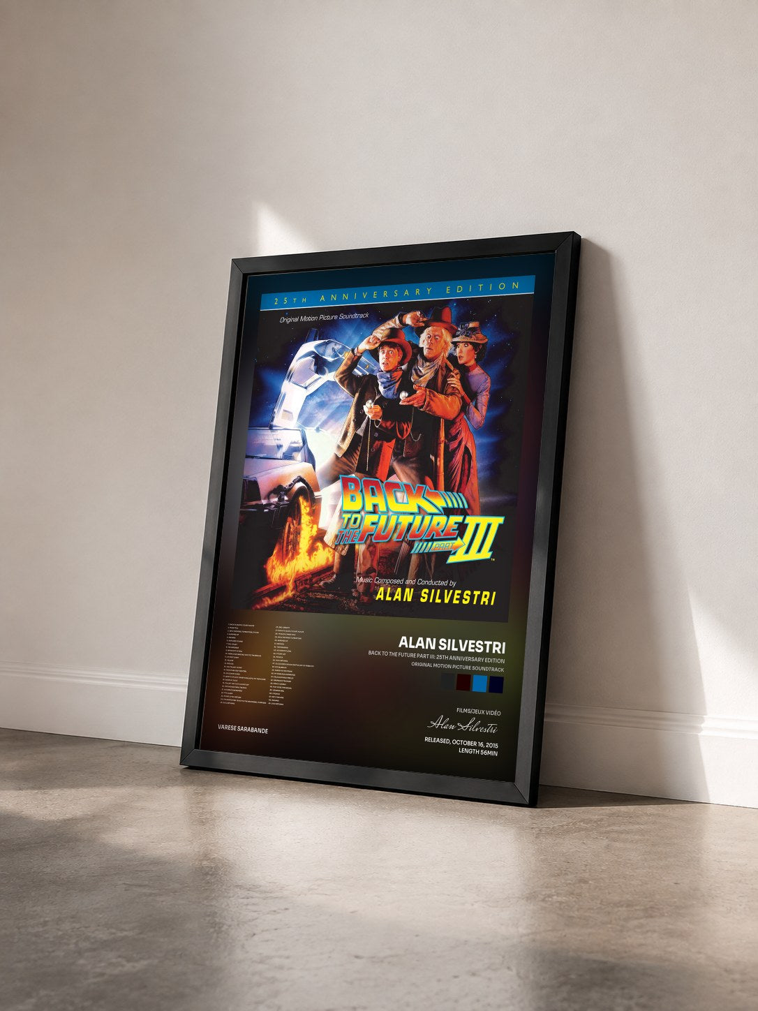 #noir Tableau de l'album Back To The Future Part III: 25th Anniversary Edition (Original Motion Picture Soundtrack) de Alan Silvestri vu de trois quarts, cadre noir