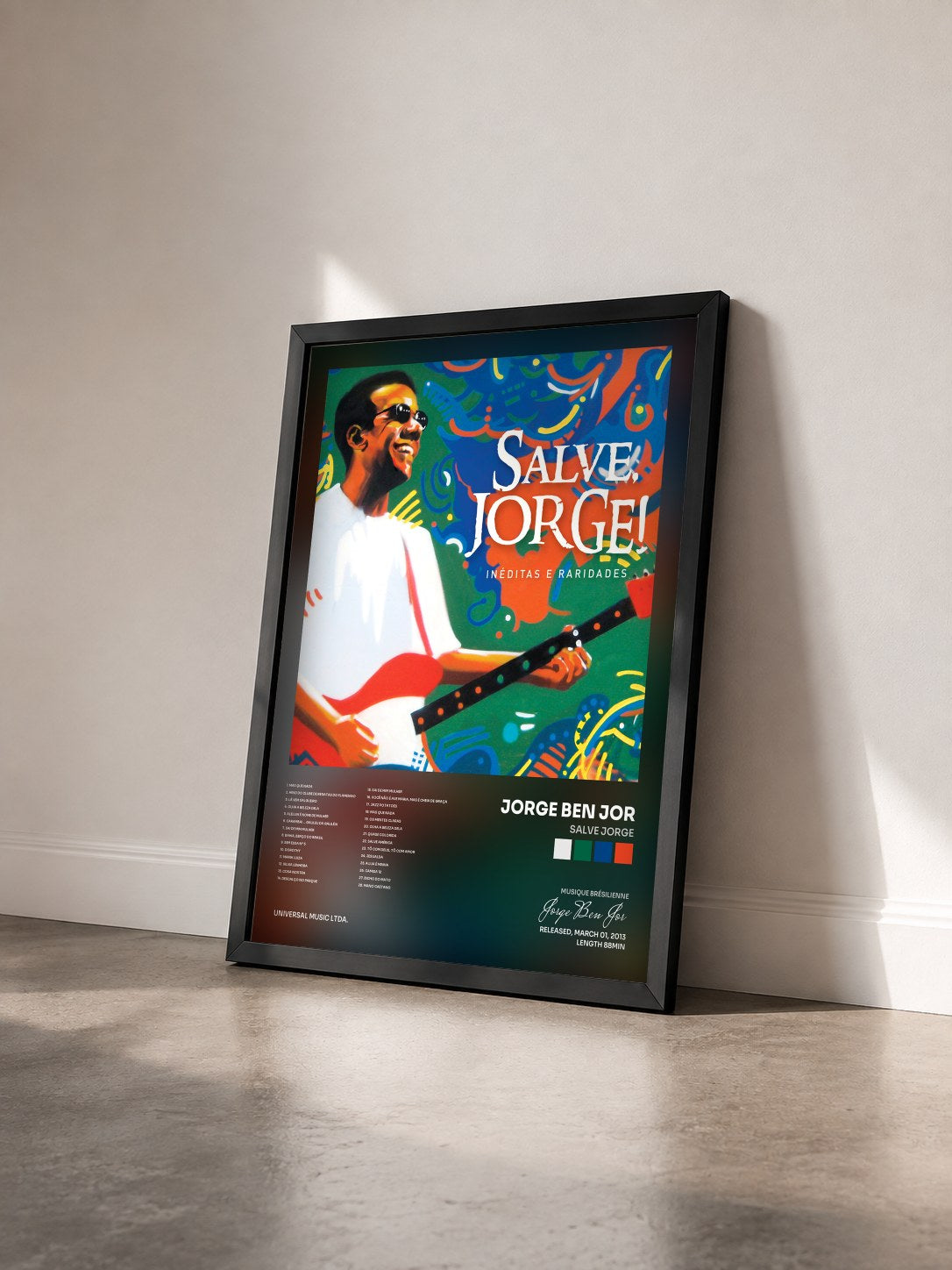 #noir Tableau de l'album Salve Jorge de Jorge Ben Jor vu de trois quarts, cadre noir