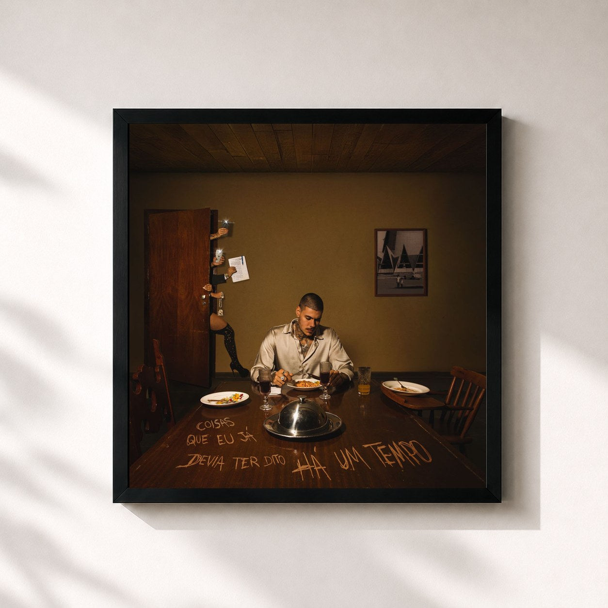 #noir Tableau carré de l'album Coisas Que Eu Já Devia Ter Dito Há Um Tempo de Kako, cadre noir 32x32 cm