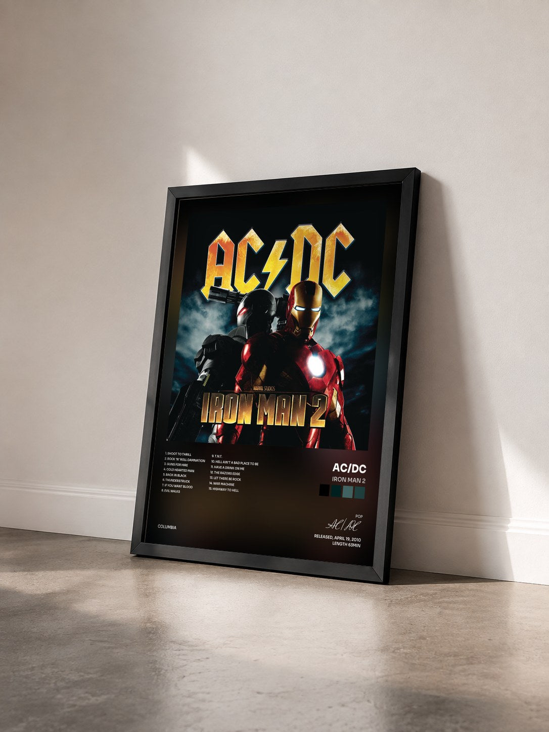 #noir Tableau de l'album Iron Man 2 de AC/DC vu de trois quarts, cadre noir