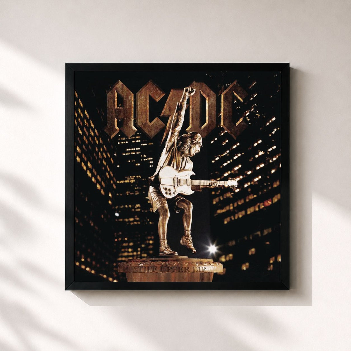 #noir Tableau carré de l'album Stiff Upper Lip de AC/DC, cadre noir 32x32 cm