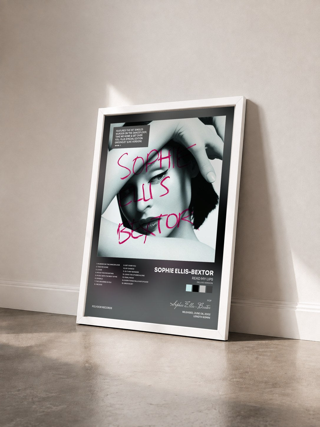 #blanc Tableau de l'album Read My Lips (Deluxe Version) de Sophie Ellis-Bextor vu de trois quarts, cadre blanc