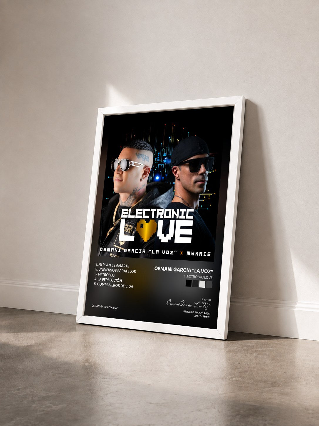 #blanc Tableau de l'album Electronic Love de Osmani Garcia "La Voz" vu de trois quarts, cadre blanc
