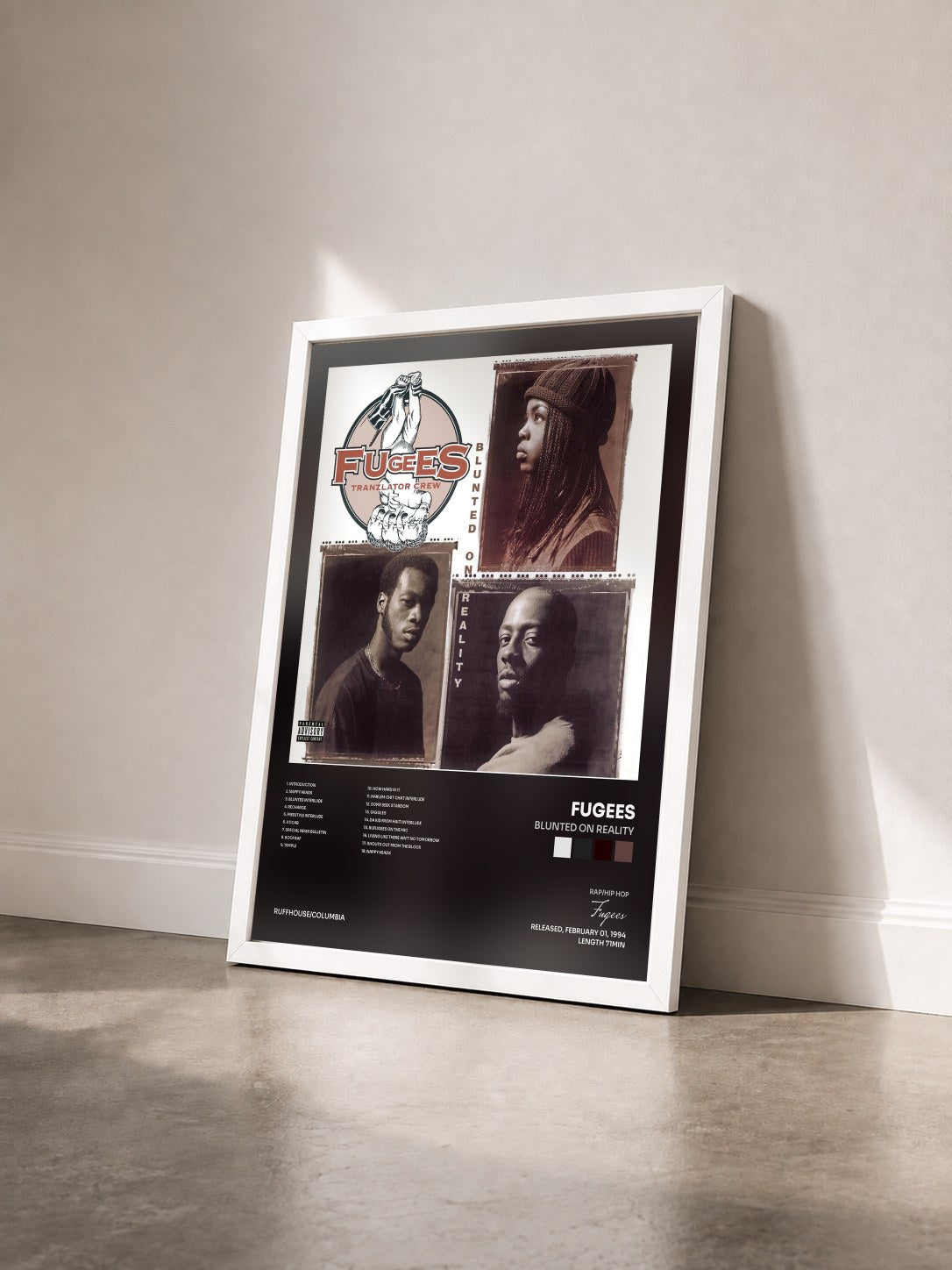 #blanc Tableau de l'album Blunted On Reality de Fugees vu de trois quarts, cadre blanc