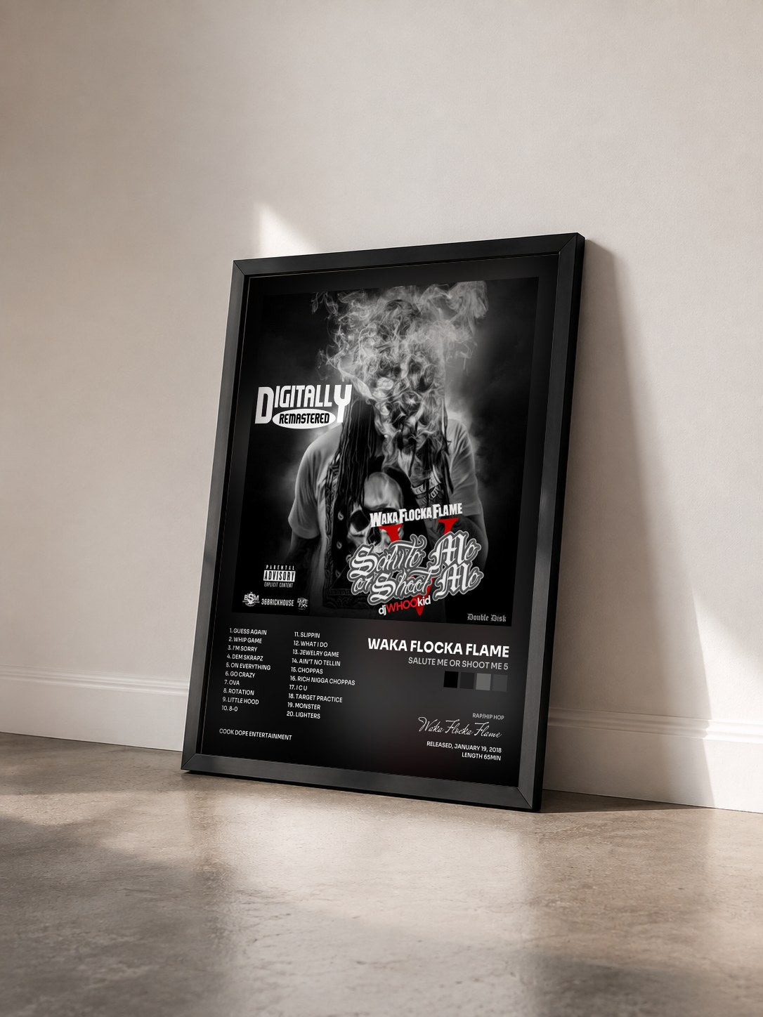 #noir Tableau de l'album Salute Me Or Shoot Me 5 de Waka Flocka Flame vu de trois quarts, cadre noir