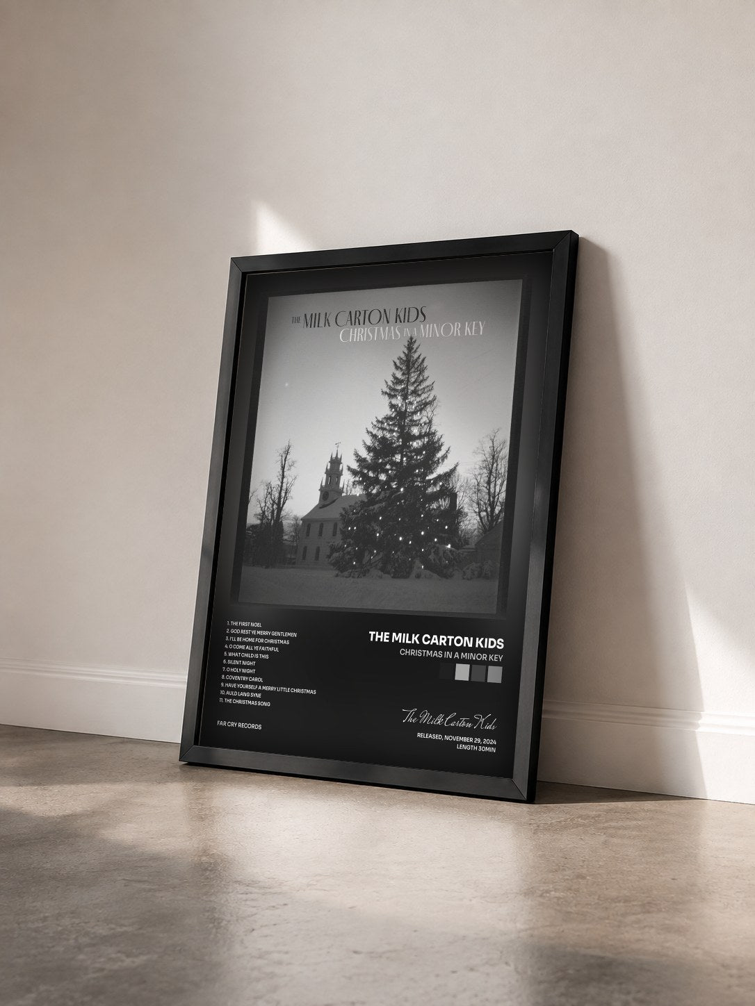 #noir Tableau de l'album Christmas In A Minor Key de The Milk Carton Kids vu de trois quarts, cadre noir