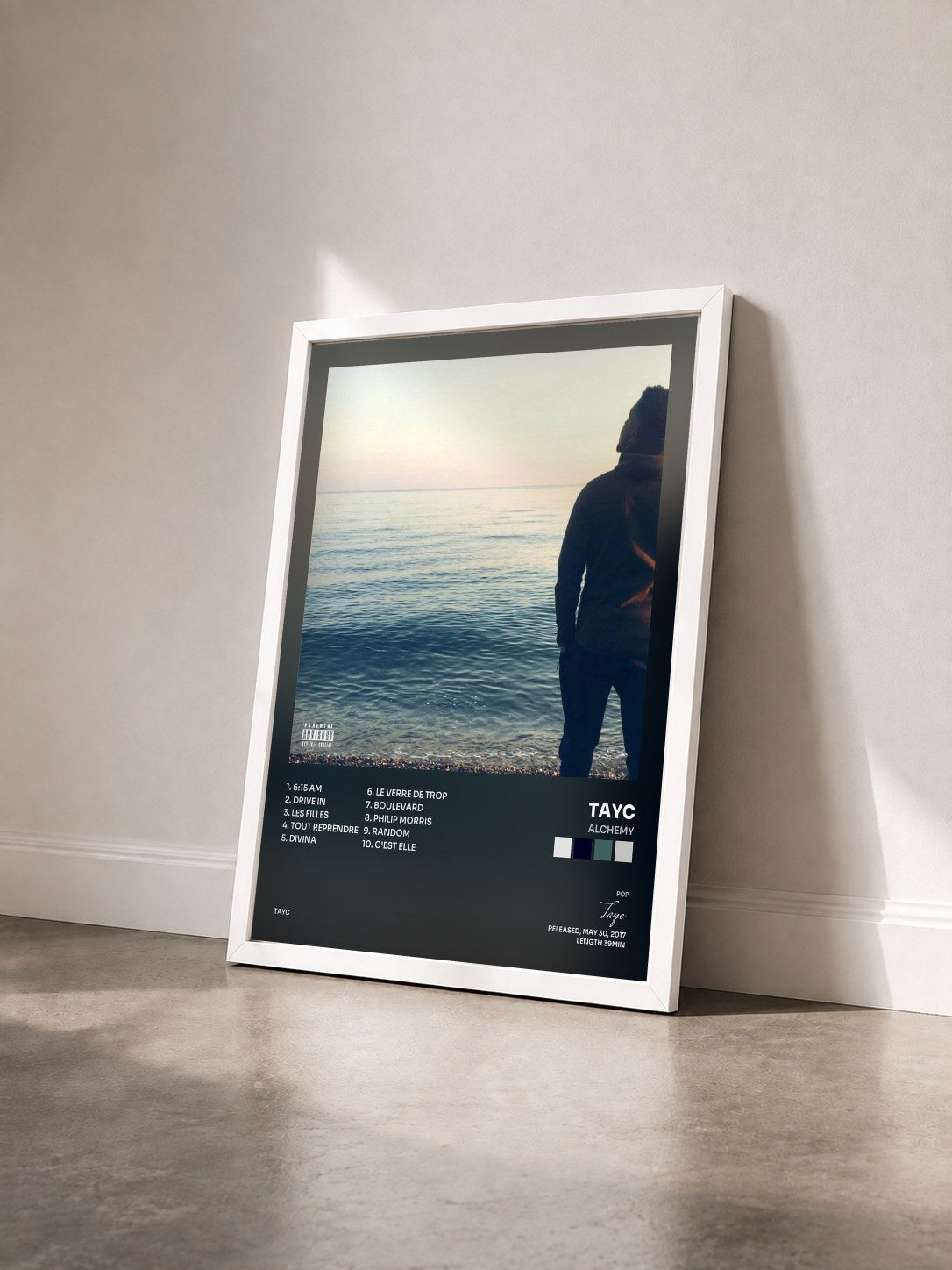 #blanc Tableau de l'album Alchemy de Tayc vu de trois quarts, cadre blanc
