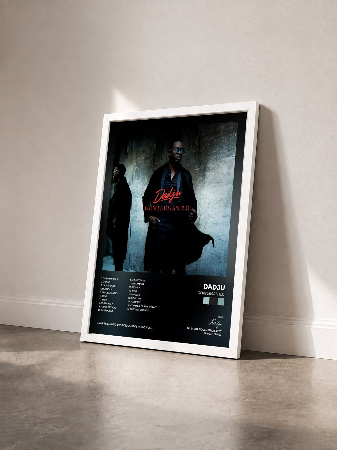 #blanc Tableau de l'album Gentleman 2.0 de Dadju vu de trois quarts, cadre blanc