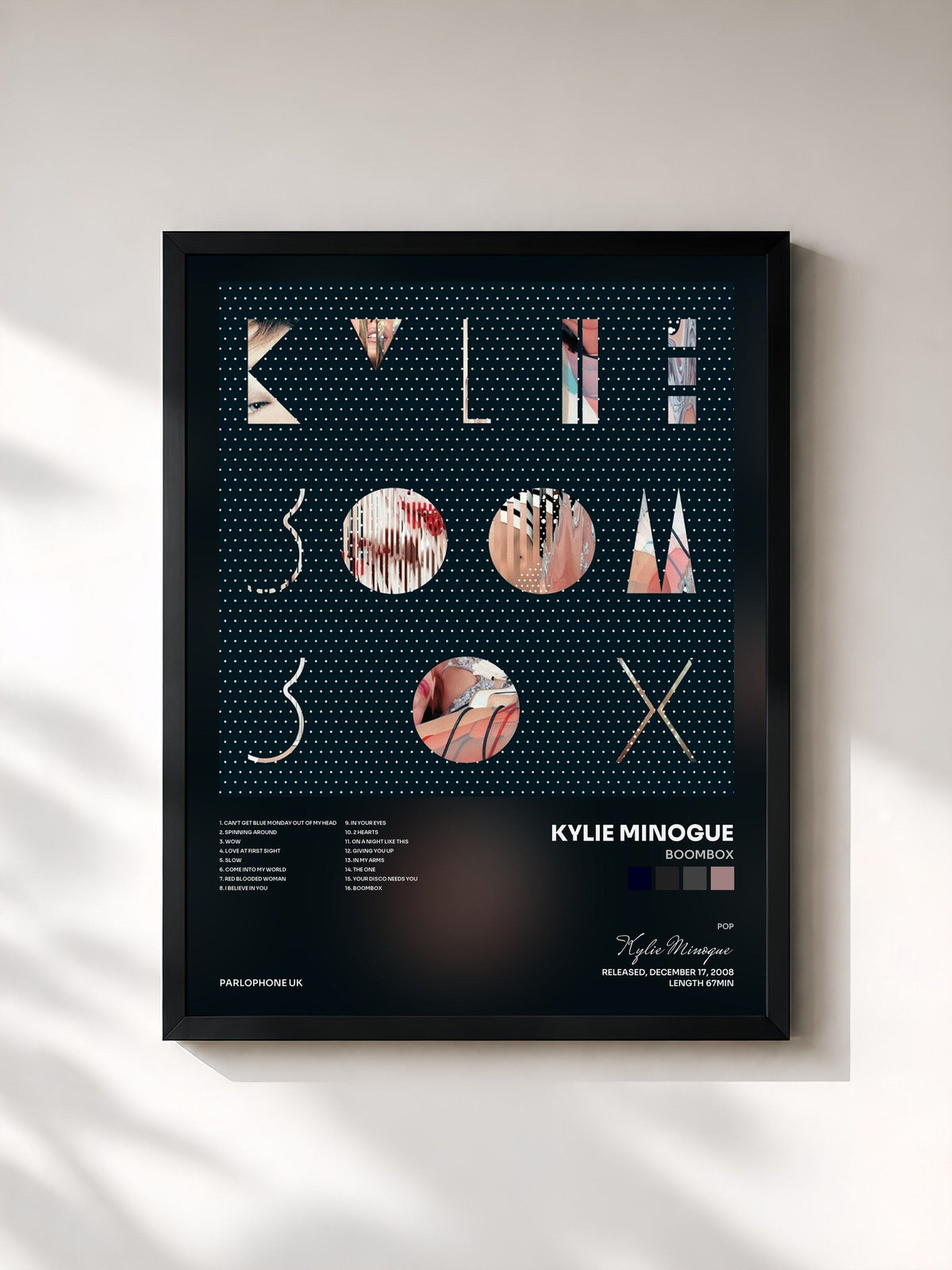 #noir Tableau de l'album Boombox de Kylie Minogue, cadre noir, imprimé et encadré en France