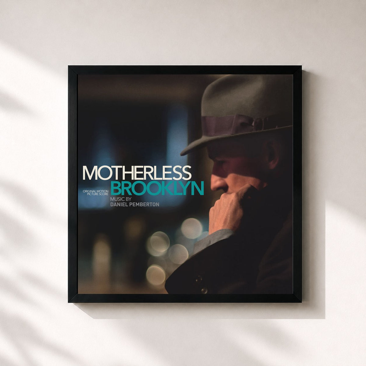 #noir Tableau carré de l'album Motherless Brooklyn (Original Motion Picture Score) de Daniel Pemberton, cadre noir 32x32 cm