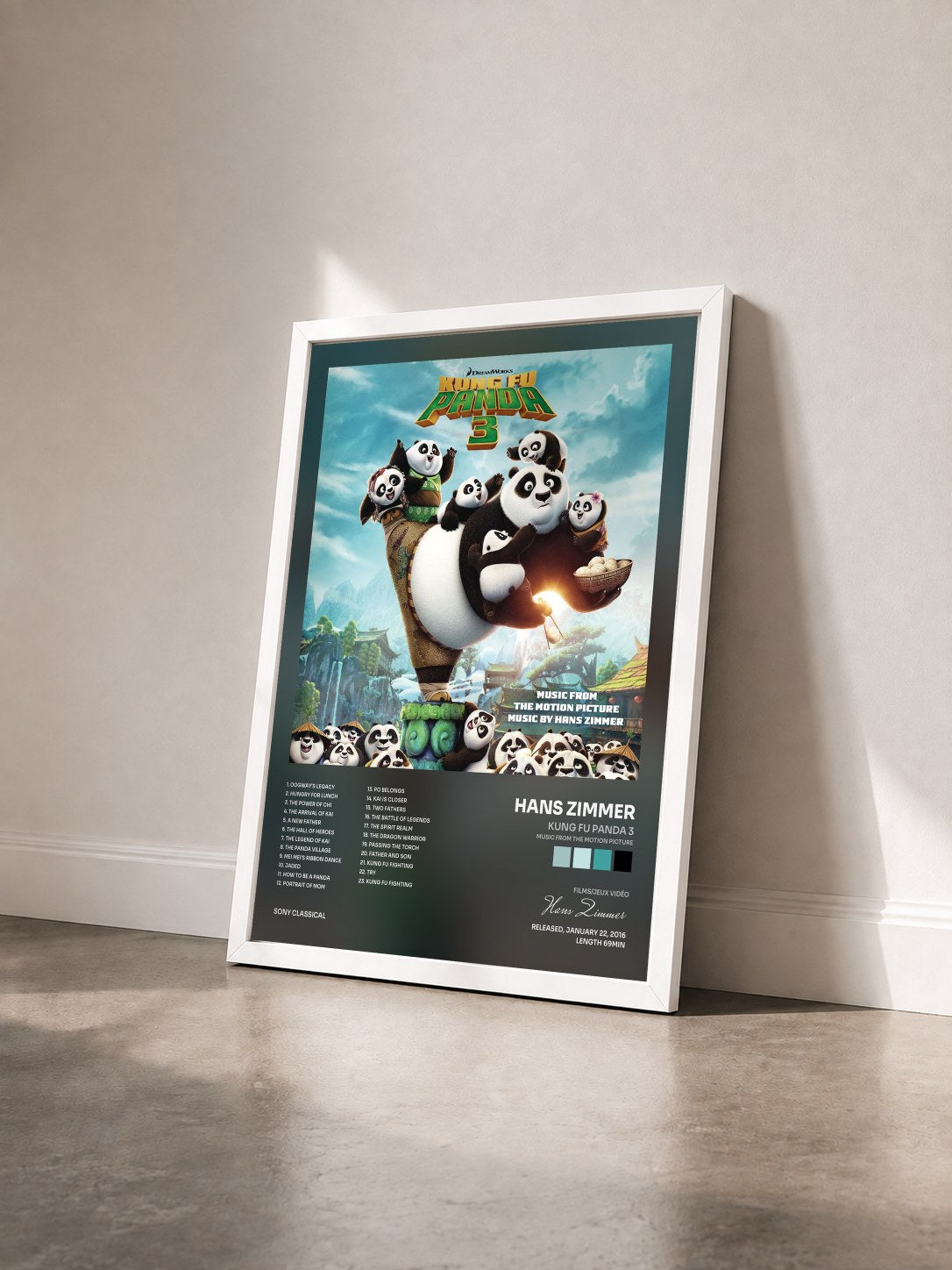 #blanc Tableau de l'album Kung Fu Panda 3 (Music from the Motion Picture) de Hans Zimmer vu de trois quarts, cadre blanc