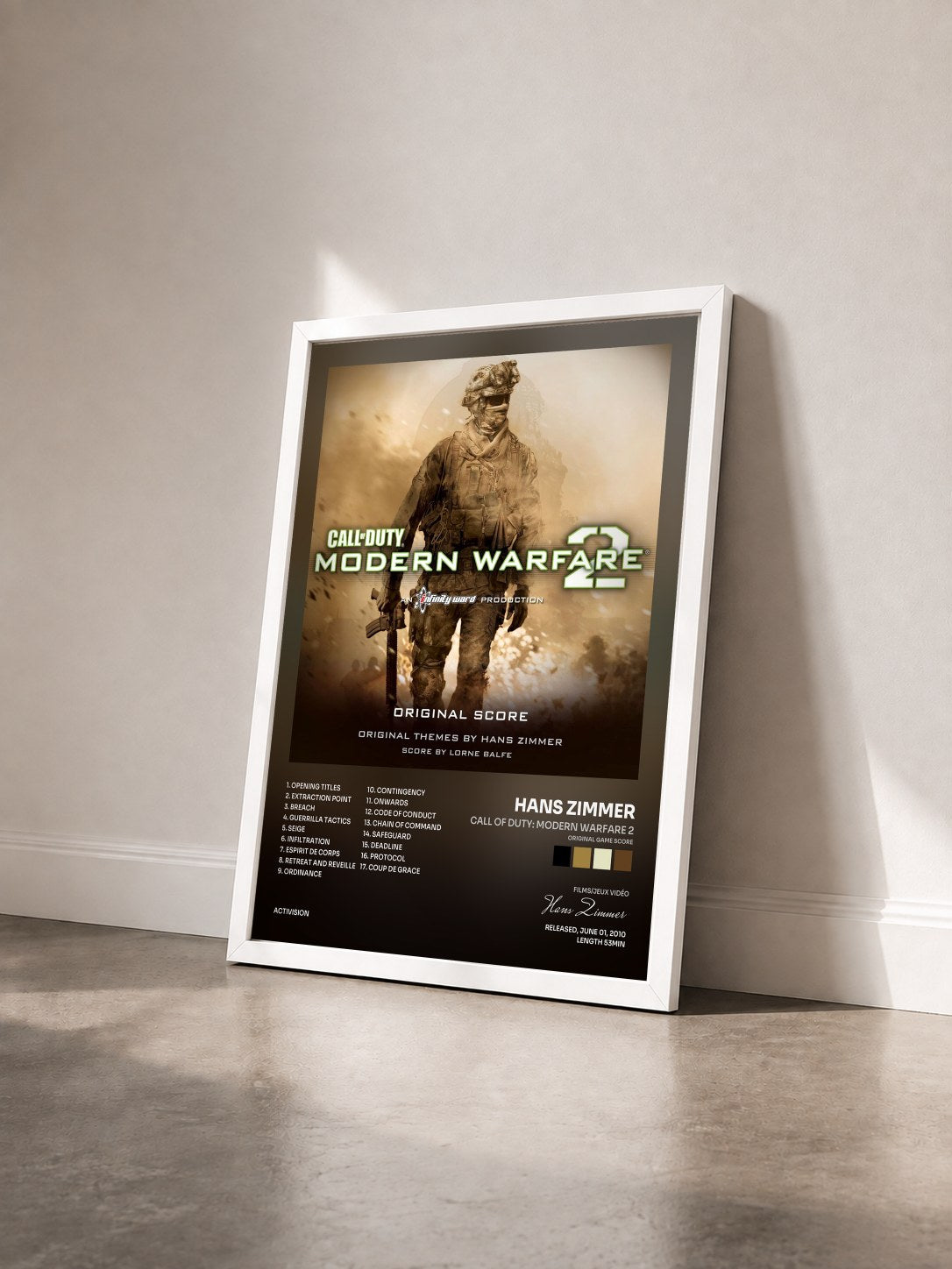 #blanc Tableau de l'album Call of Duty: Modern Warfare 2 (Original Game Score) de Hans Zimmer vu de trois quarts, cadre blanc