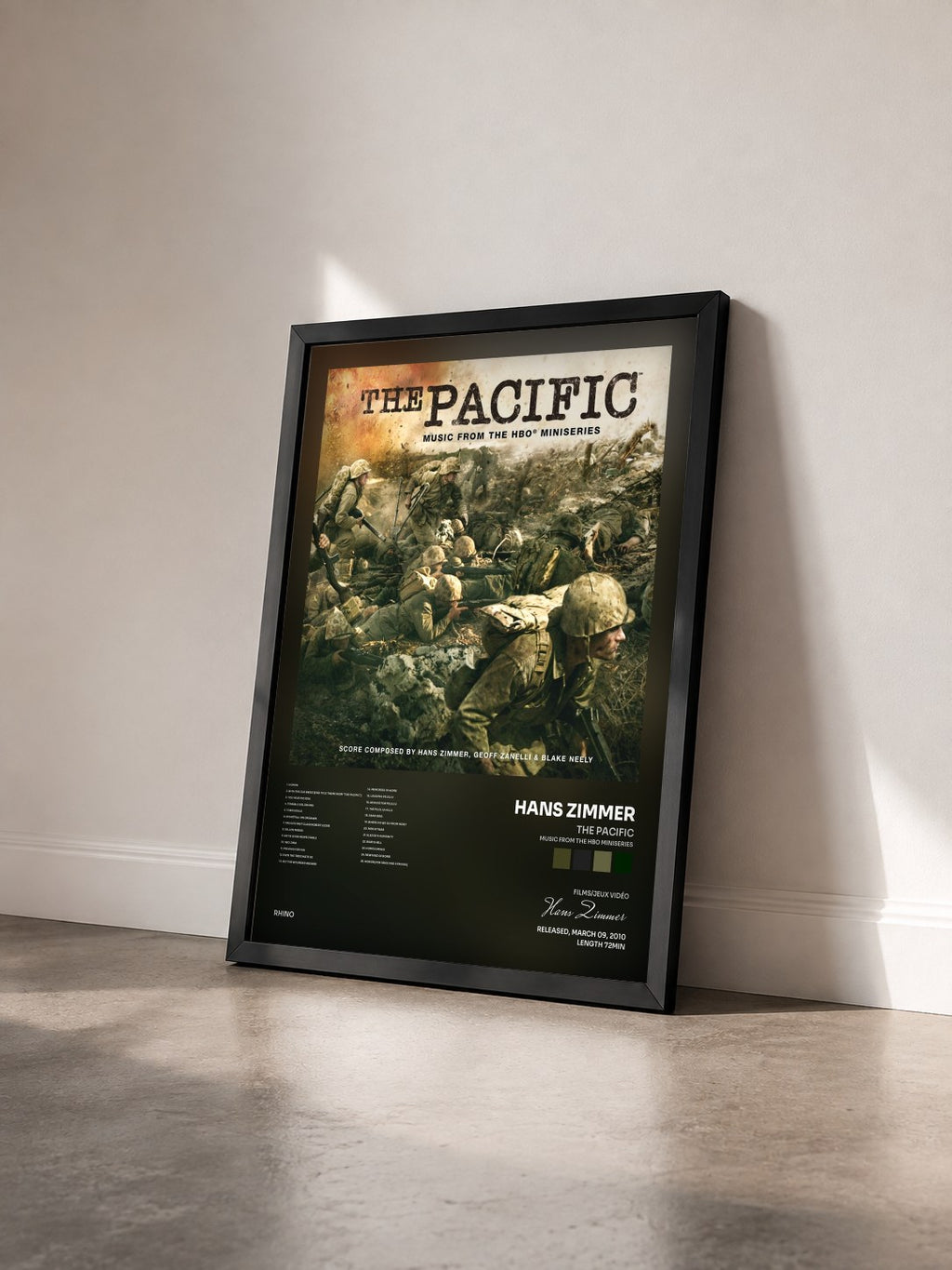 #noir Tableau de l'album The Pacific (Music From the HBO Miniseries) de Hans Zimmer vu de trois quarts, cadre noir