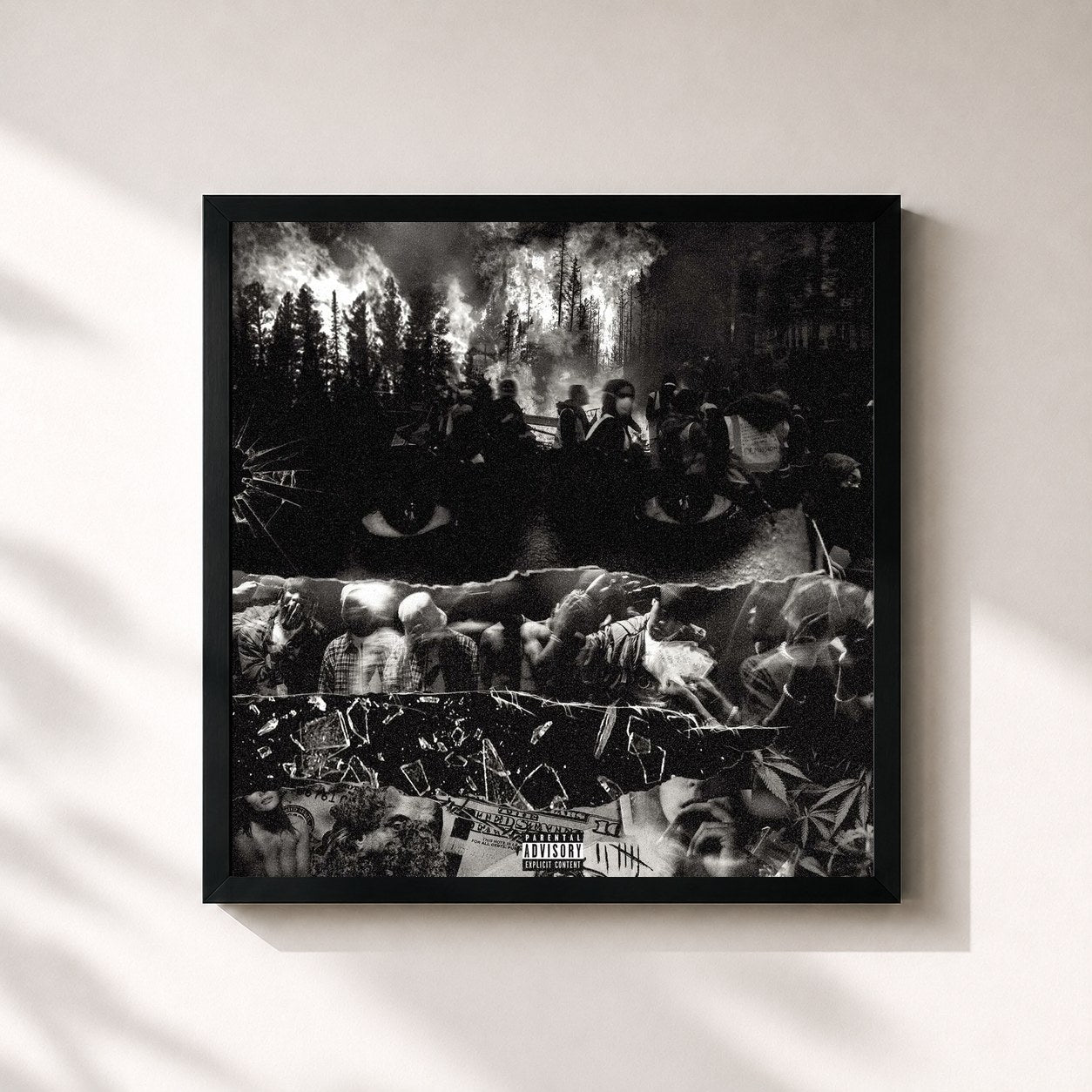 #noir SPLIT de Josman en lámina cuadrada enmarcada, marco negro de 32x32 cm