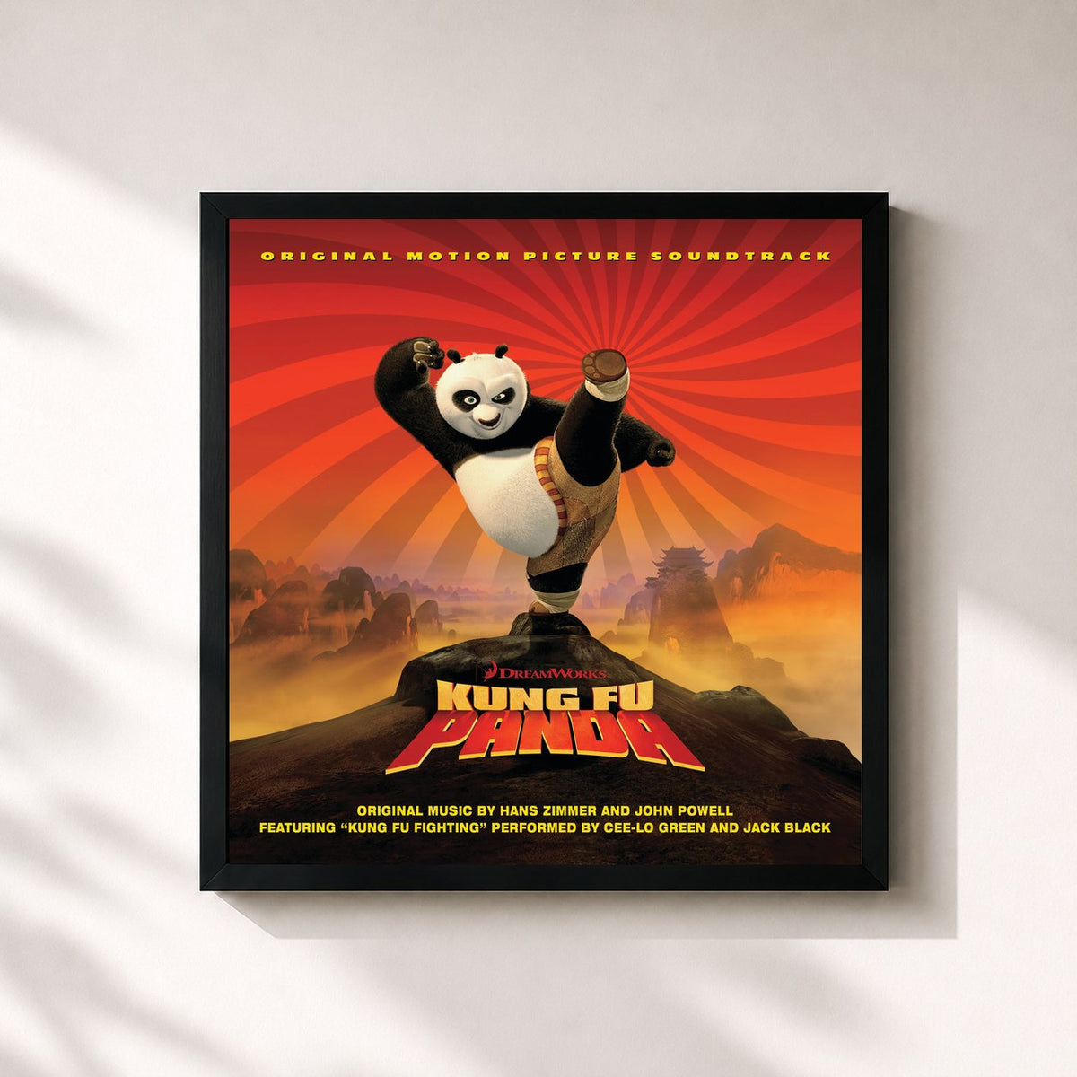 #noir Kung Fu Panda (Original Motion Picture Soundtrack) di Hans Zimmer in stampa quadrata incorniciata, cornice nera 32x32 cm
