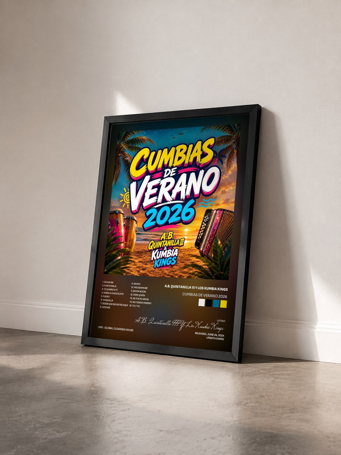 #noir Tableau de l'album CUMBIAS DE VERANO 2026 de A.B. Quintanilla III Y Los Kumbia Kings vu de trois quarts, cadre noir