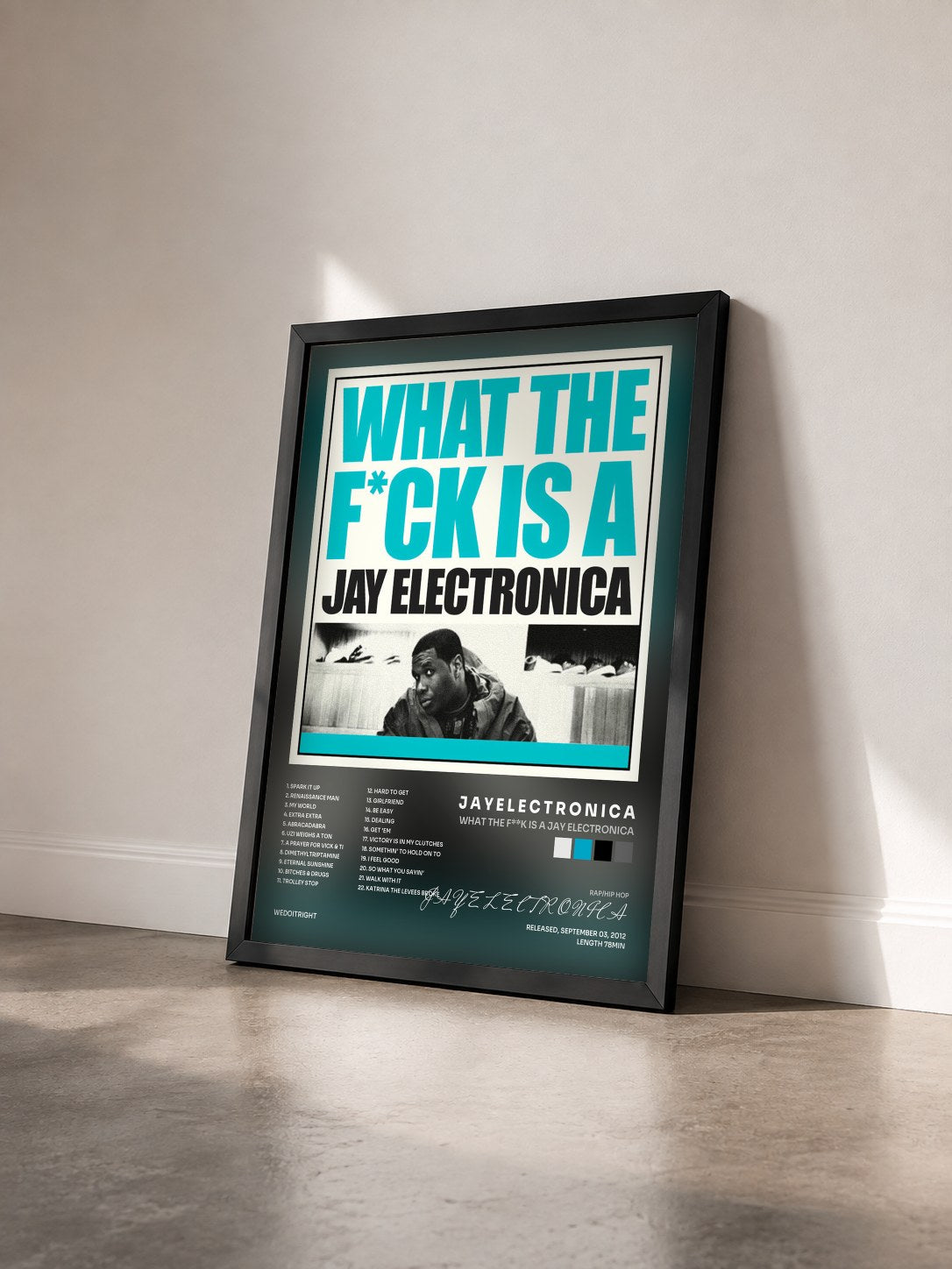 #noir Tableau de l'album What the F**K Is a Jay Electronica de J A Y E L E C T R O N I C A vu de trois quarts, cadre noir