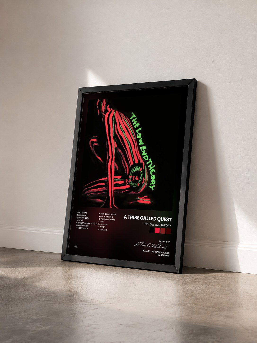 #noir Tableau de l'album The Low End Theory de A Tribe Called Quest vu de trois quarts, cadre noir