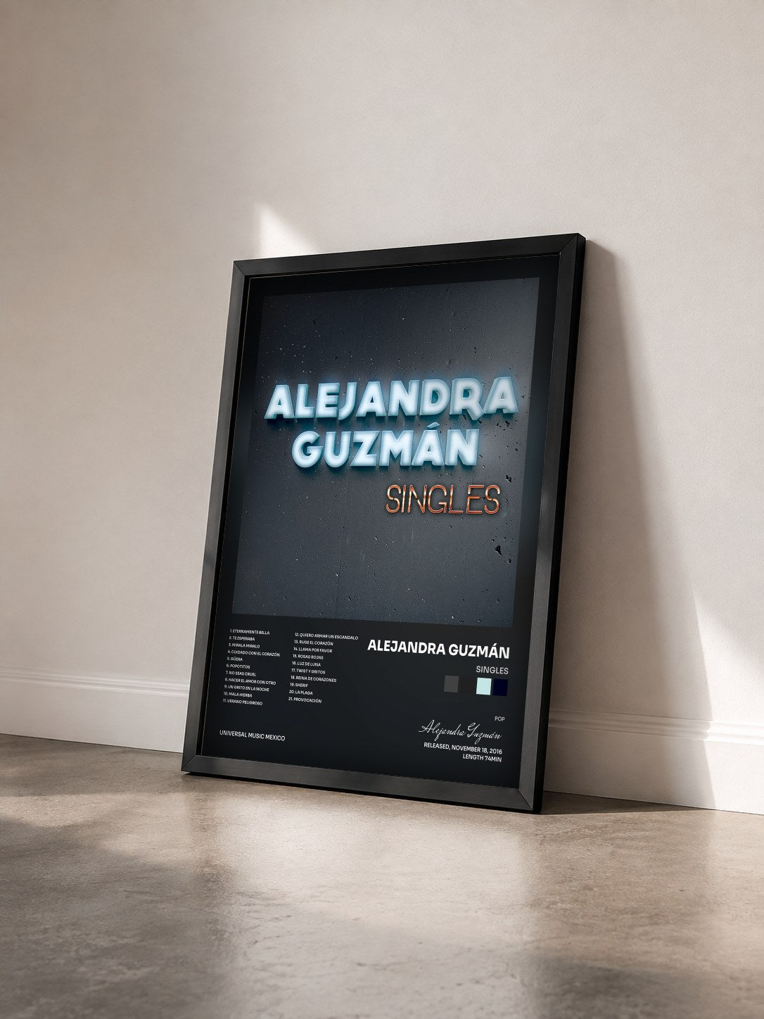 #noir Tableau de l'album Singles de Alejandra Guzmán vu de trois quarts, cadre noir