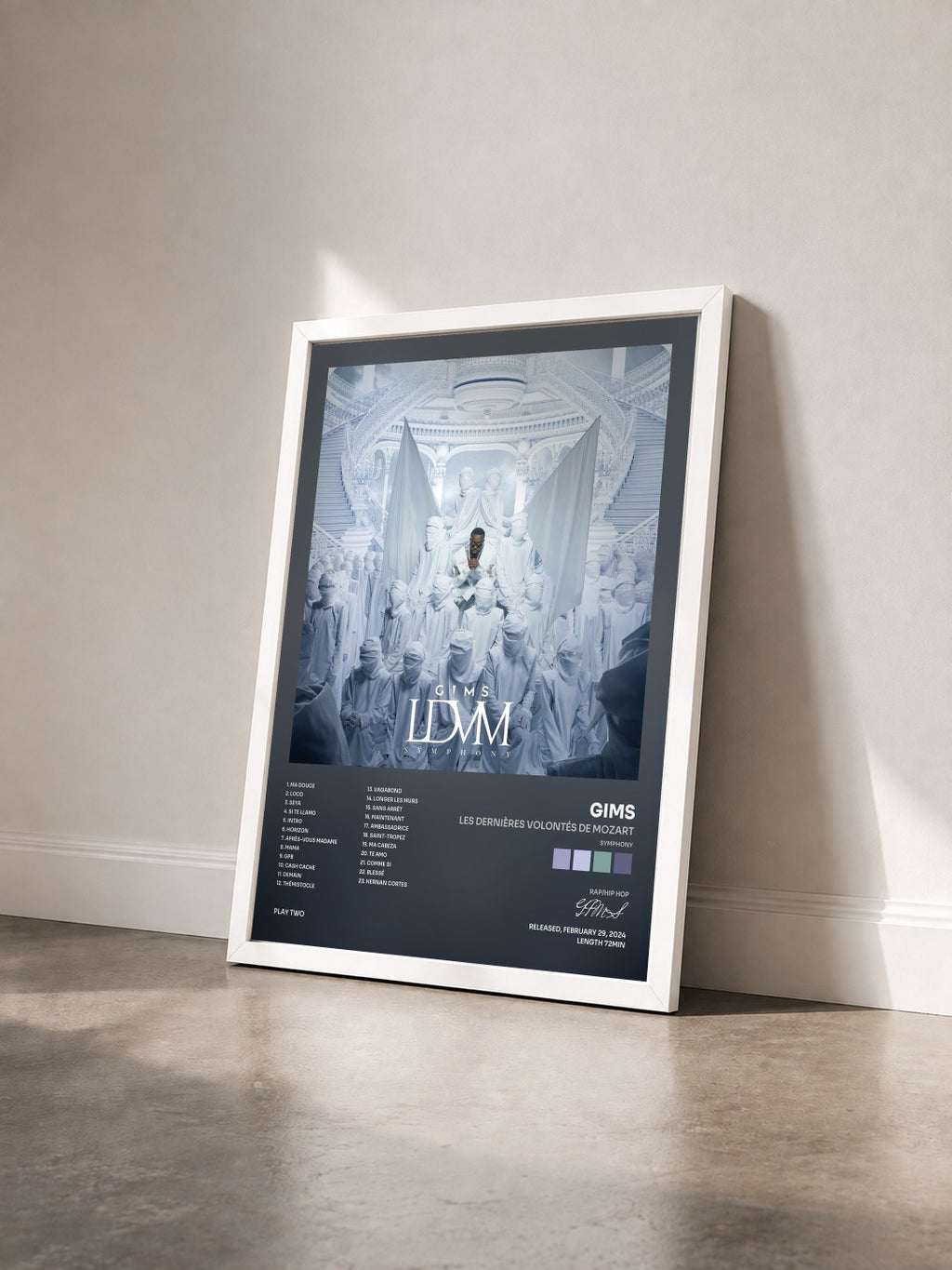 #blanc Tableau de l'album LES DERNIÈRES VOLONTÉS DE MOZART (SYMPHONY) de GIMS vu de trois quarts, cadre blanc