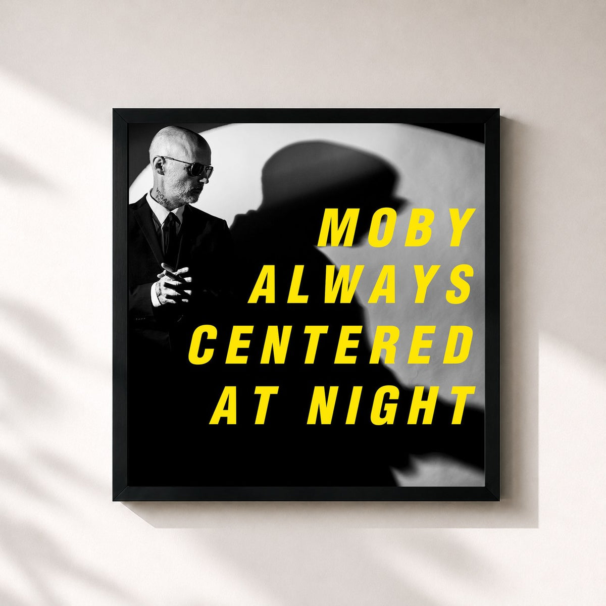 #noir Tableau carré de l'album always centered at night de Moby, cadre noir 32x32 cm