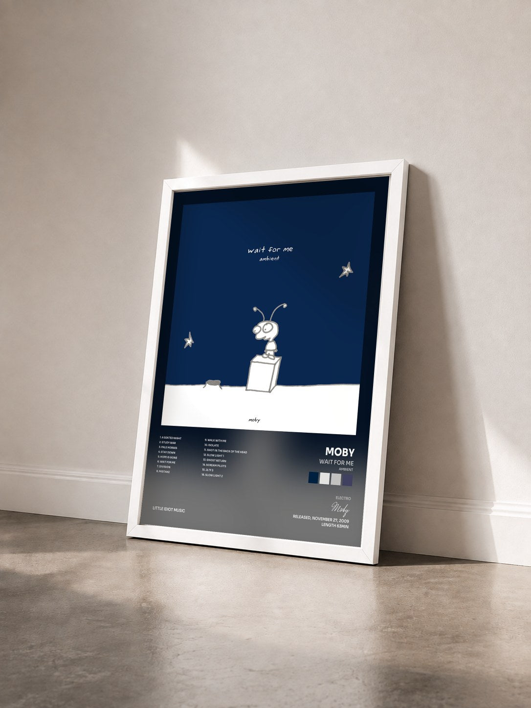 #blanc Tableau de l'album Wait for Me (Ambient) de Moby vu de trois quarts, cadre blanc