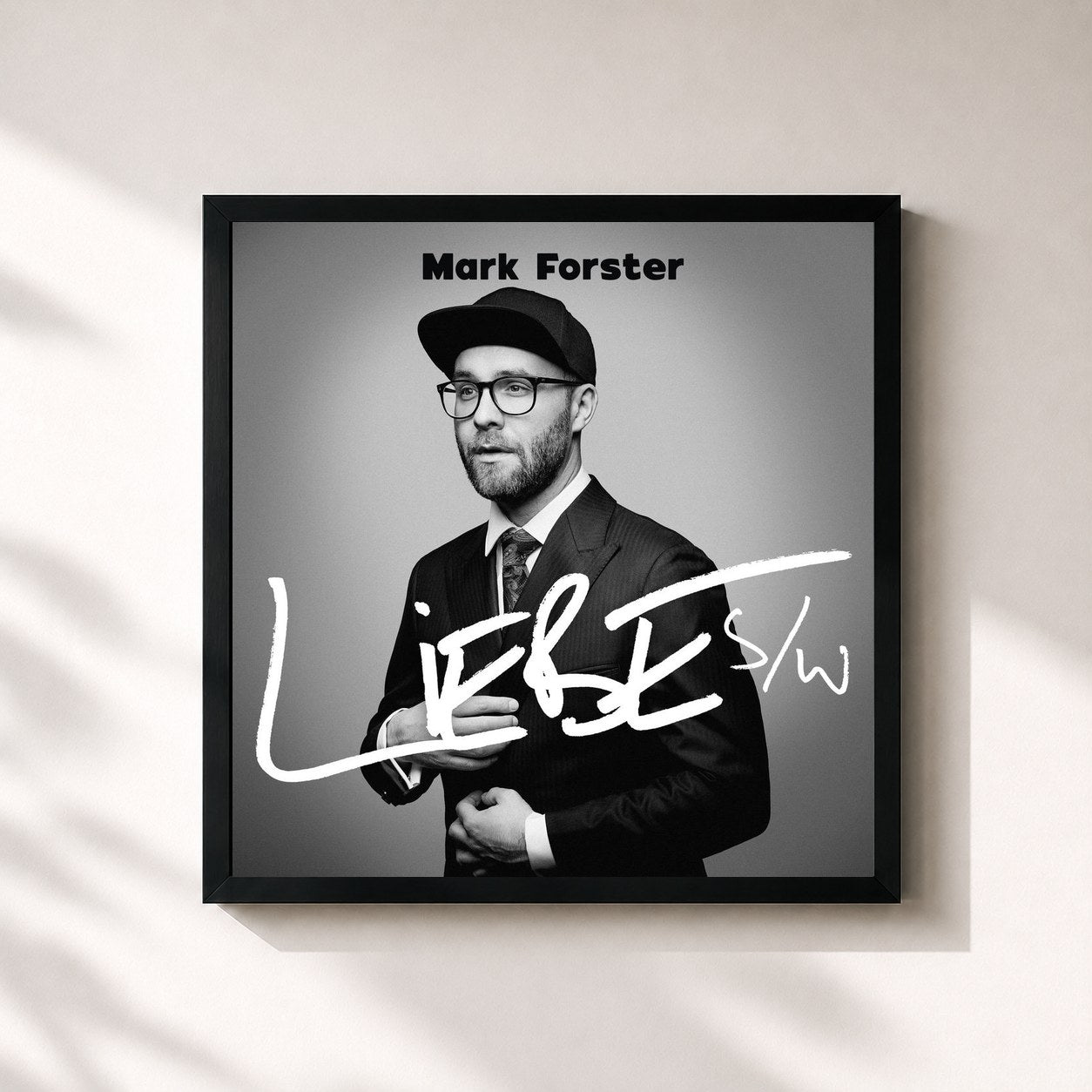 #noir Tableau carré de l'album LIEBE s/w de Mark Forster, cadre noir 32x32 cm