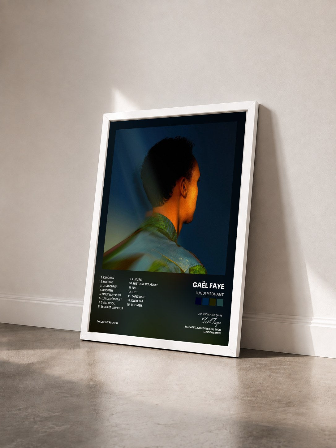 #blanc Tableau de l'album Lundi Méchant de Gaël Faye vu de trois quarts, cadre blanc