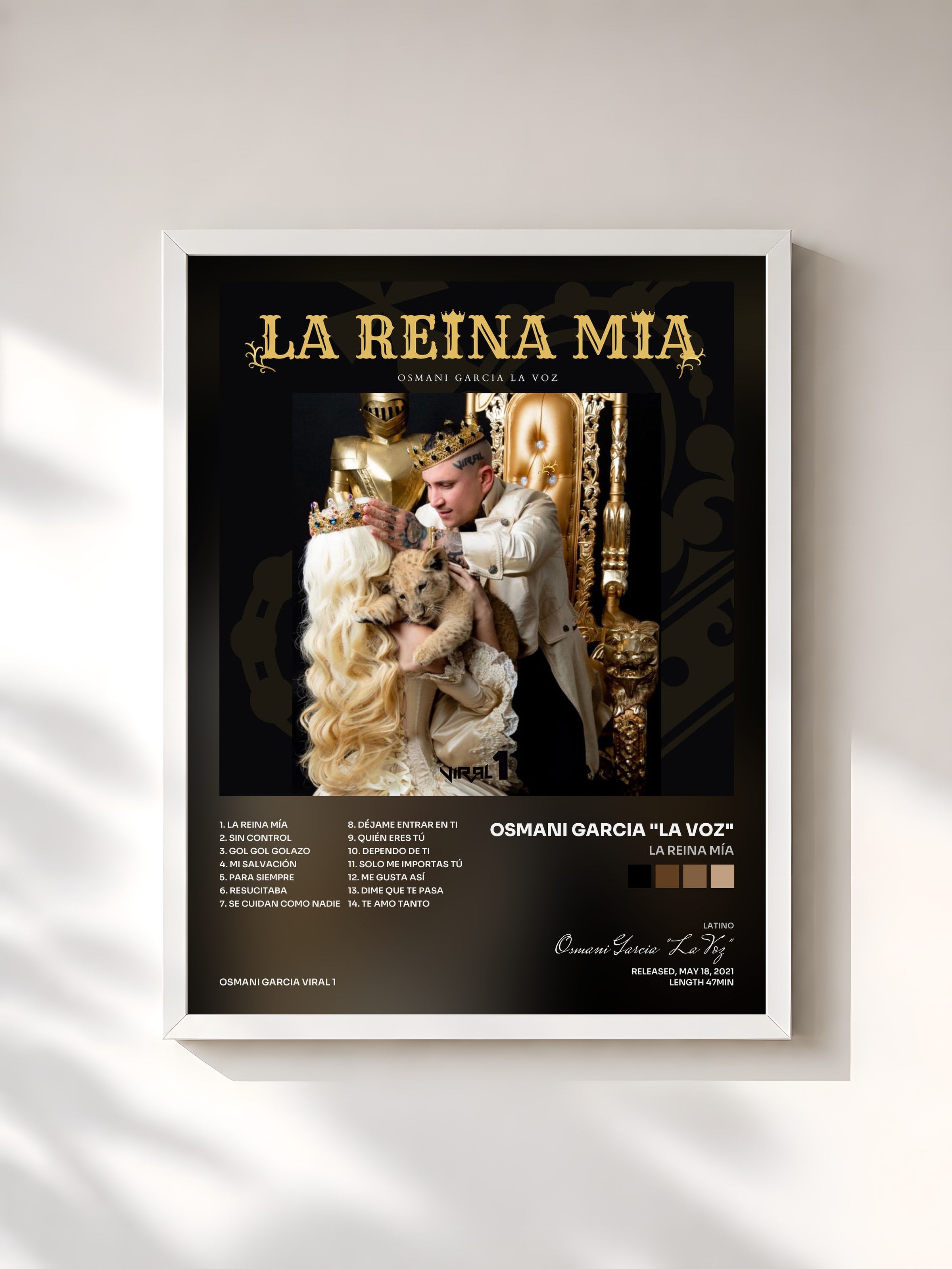 #blanc Tableau de l'album La Reina Mía de Osmani Garcia "La Voz", cadre blanc, imprimé et encadré en France