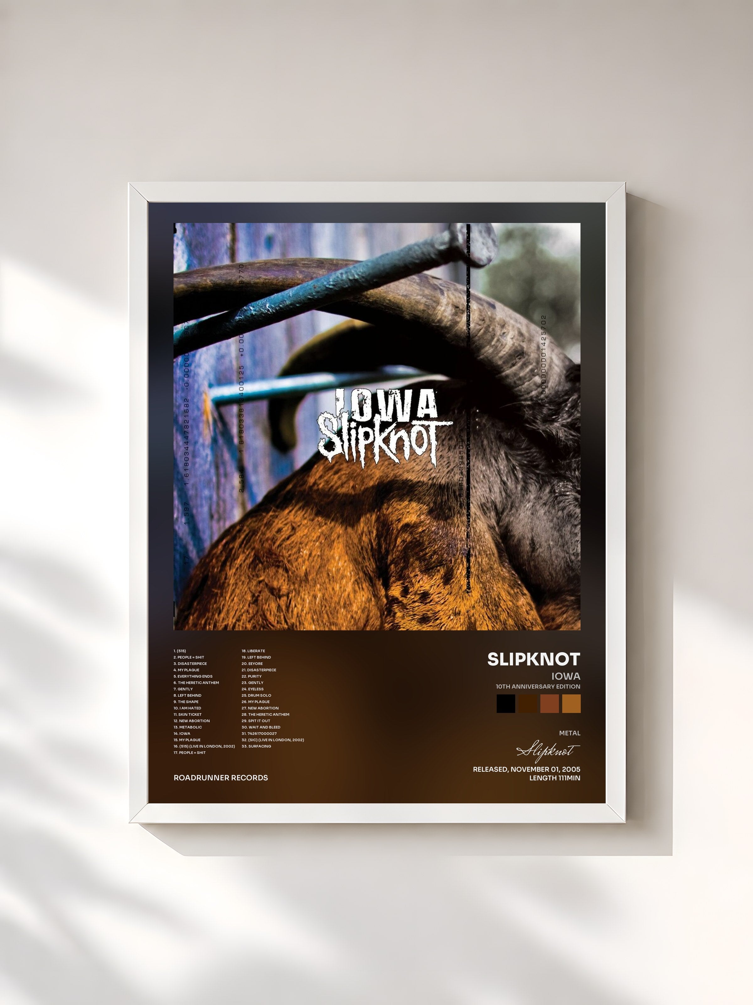 #blanc Iowa (10th Anniversary Edition) by Slipknot as a framed art print, white frame, printed and framed in France