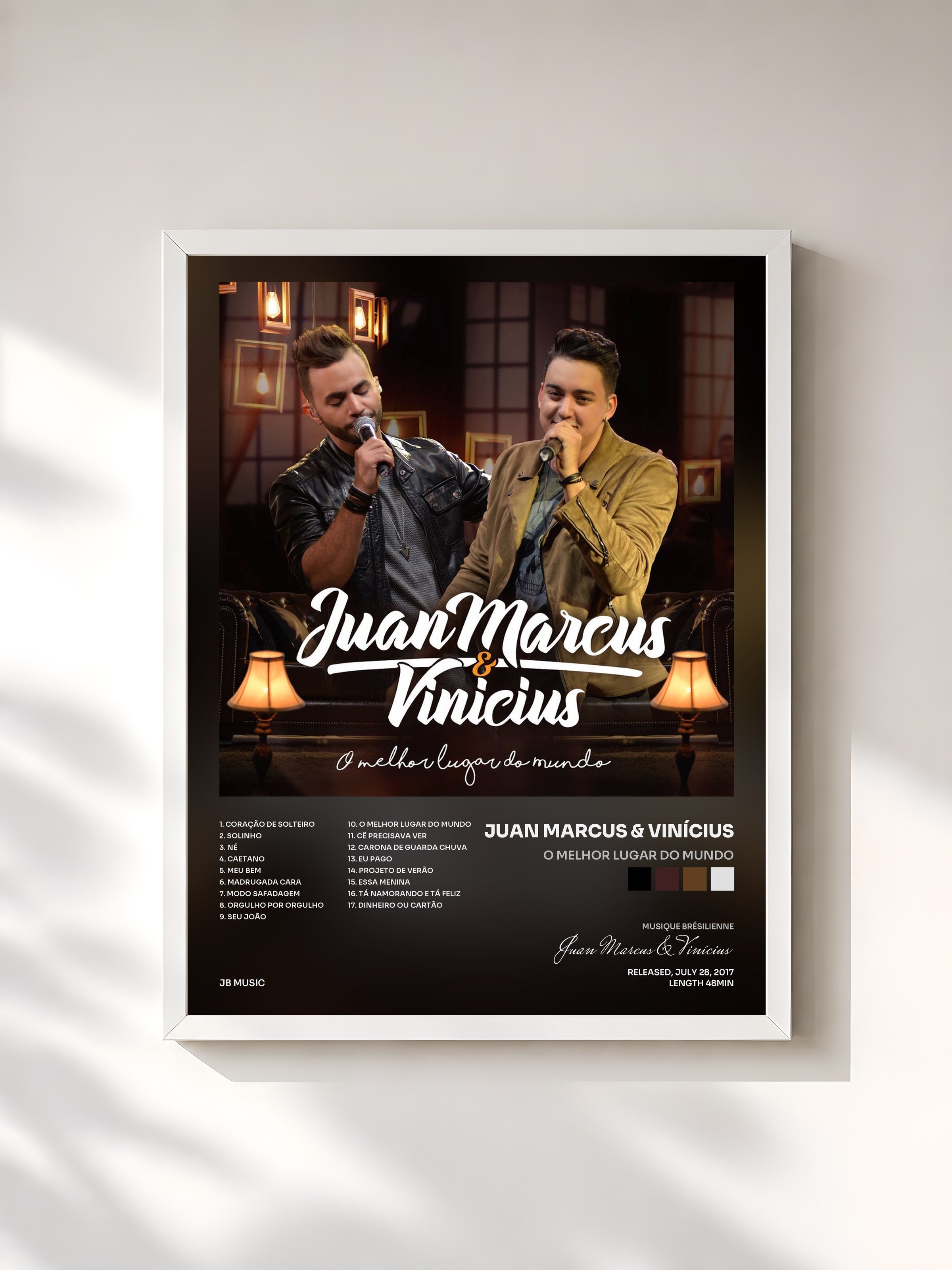 #blanc Tableau de l'album O Melhor Lugar do Mundo de Juan Marcus & Vinícius, cadre blanc, imprimé et encadré en France