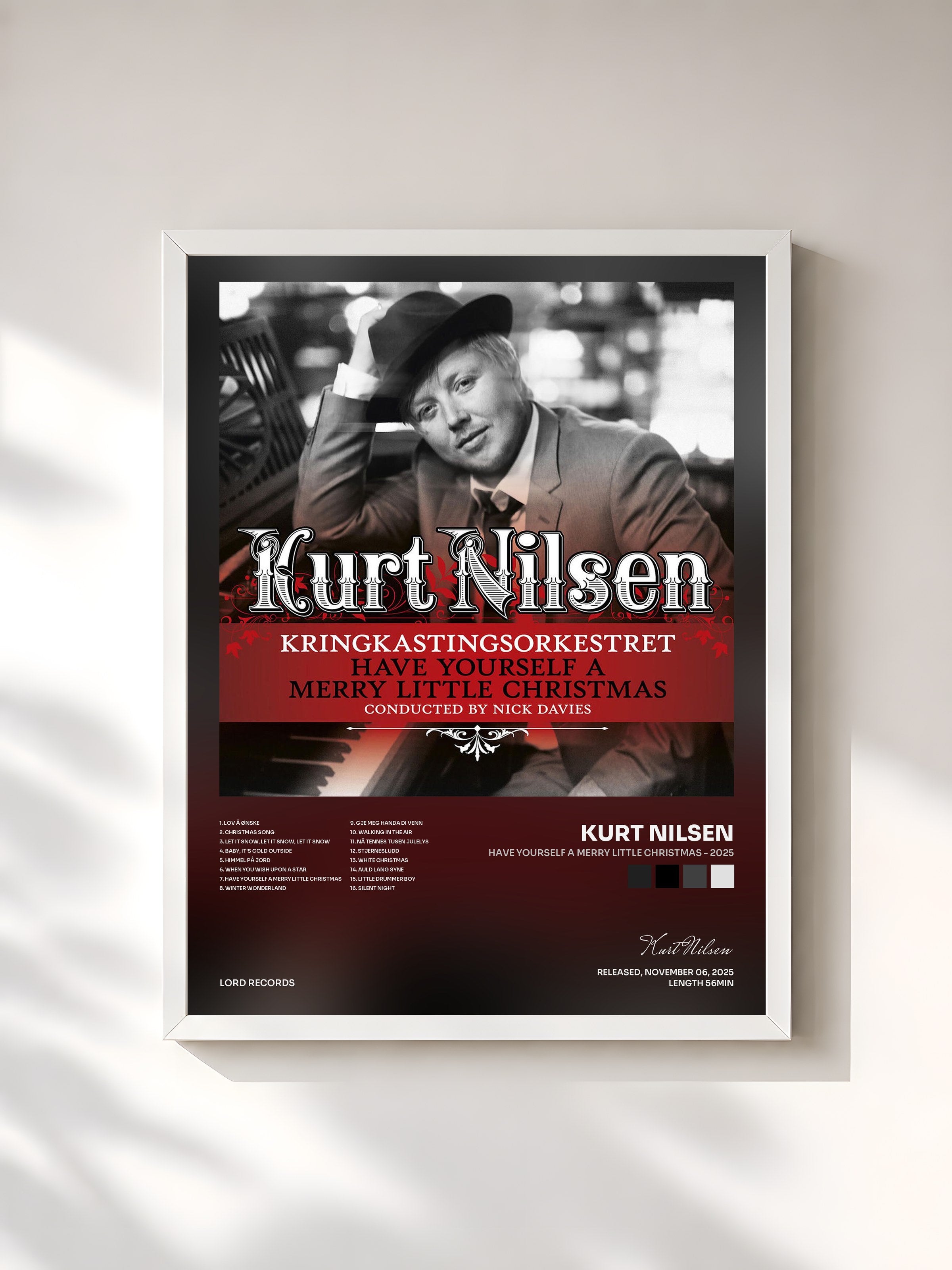 #blanc Tableau de l'album Have Yourself A Merry Little Christmas - 2025 de Kurt Nilsen, cadre blanc, imprimé et encadré en France