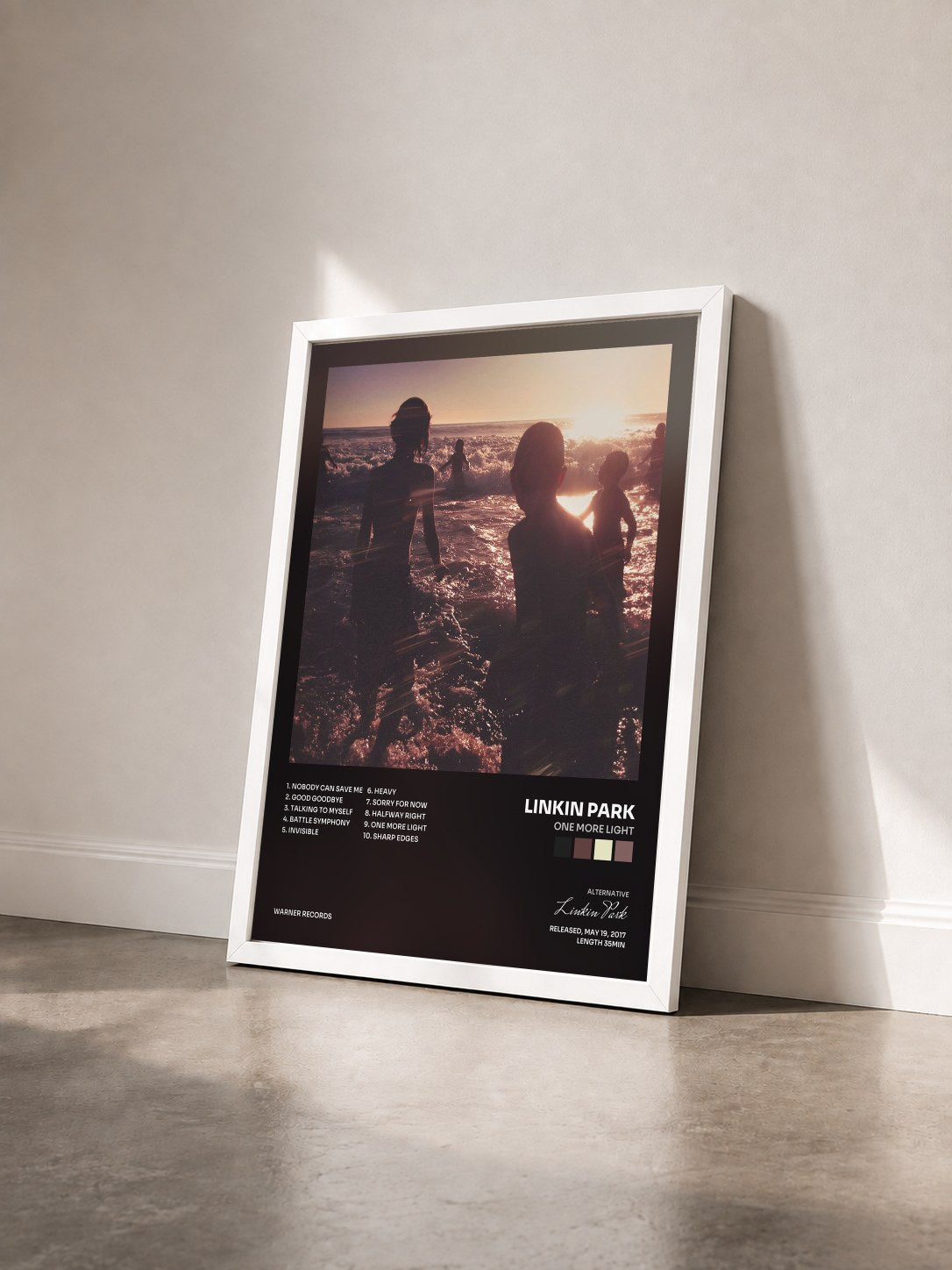 #blanc Tableau de l'album One More Light de Linkin Park vu de trois quarts, cadre blanc