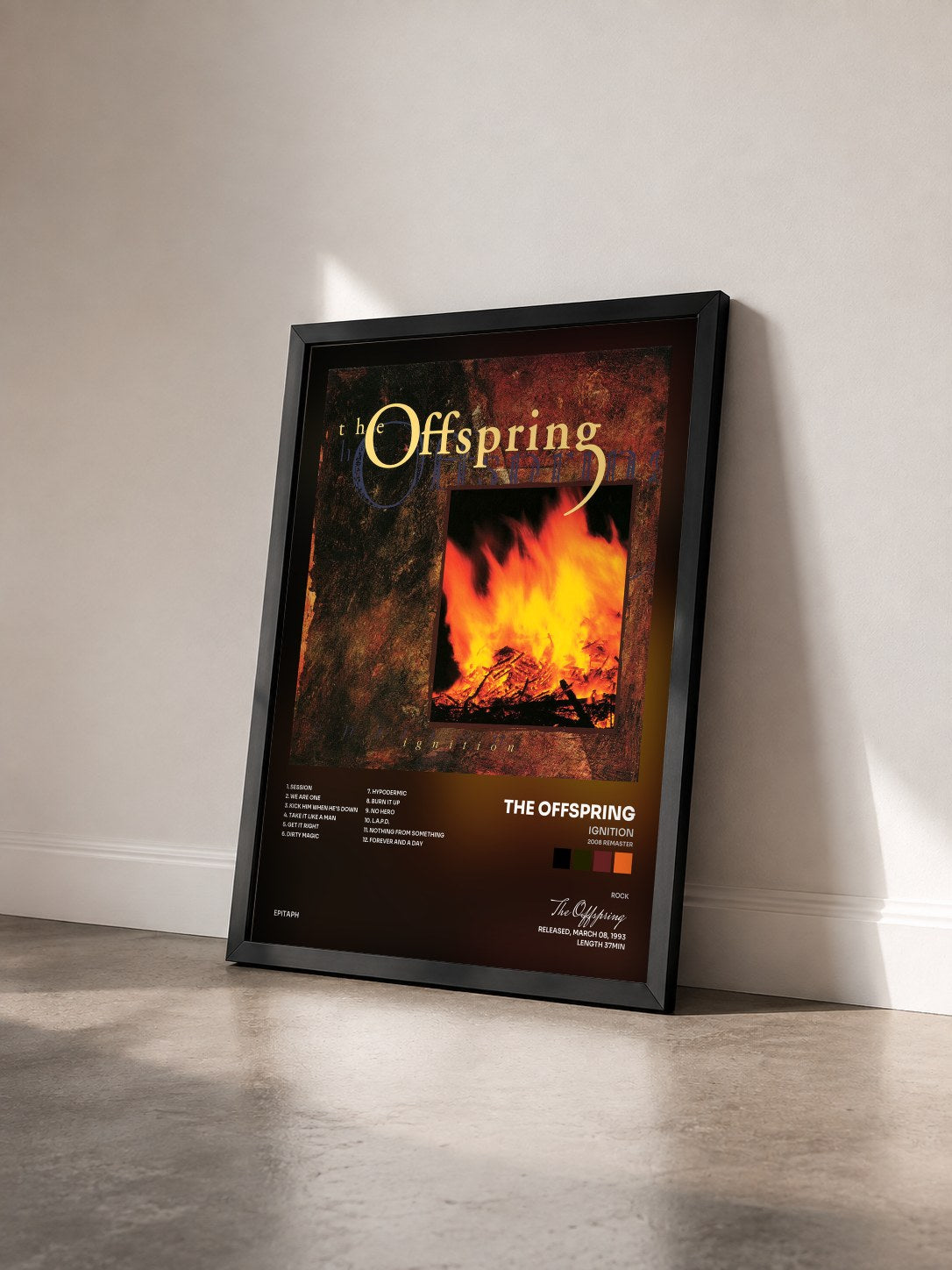 #noir Tableau de l'album Ignition (2008 Remaster) de The Offspring vu de trois quarts, cadre noir